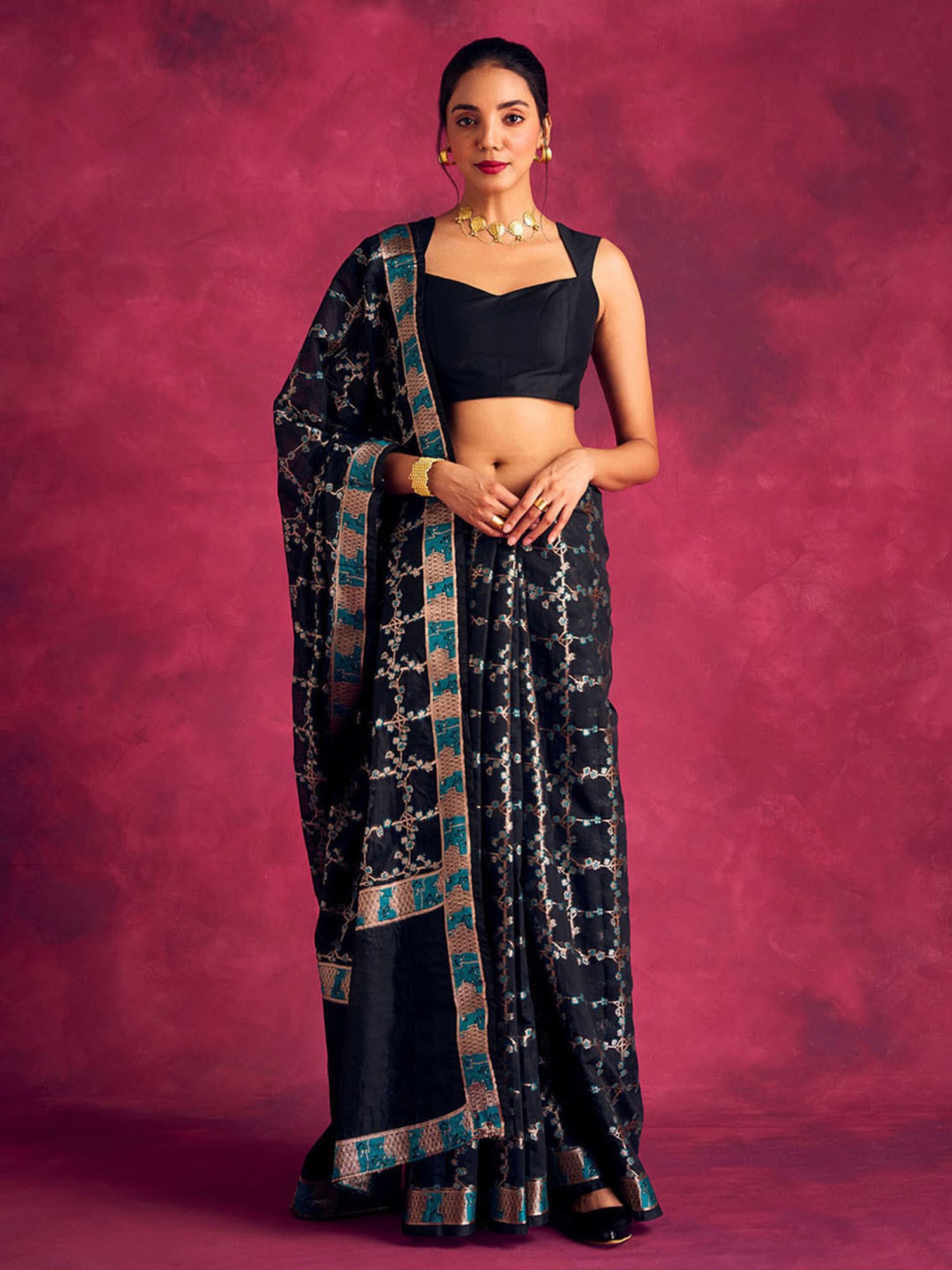 Abhishti Black Woven Saree Without Blouse