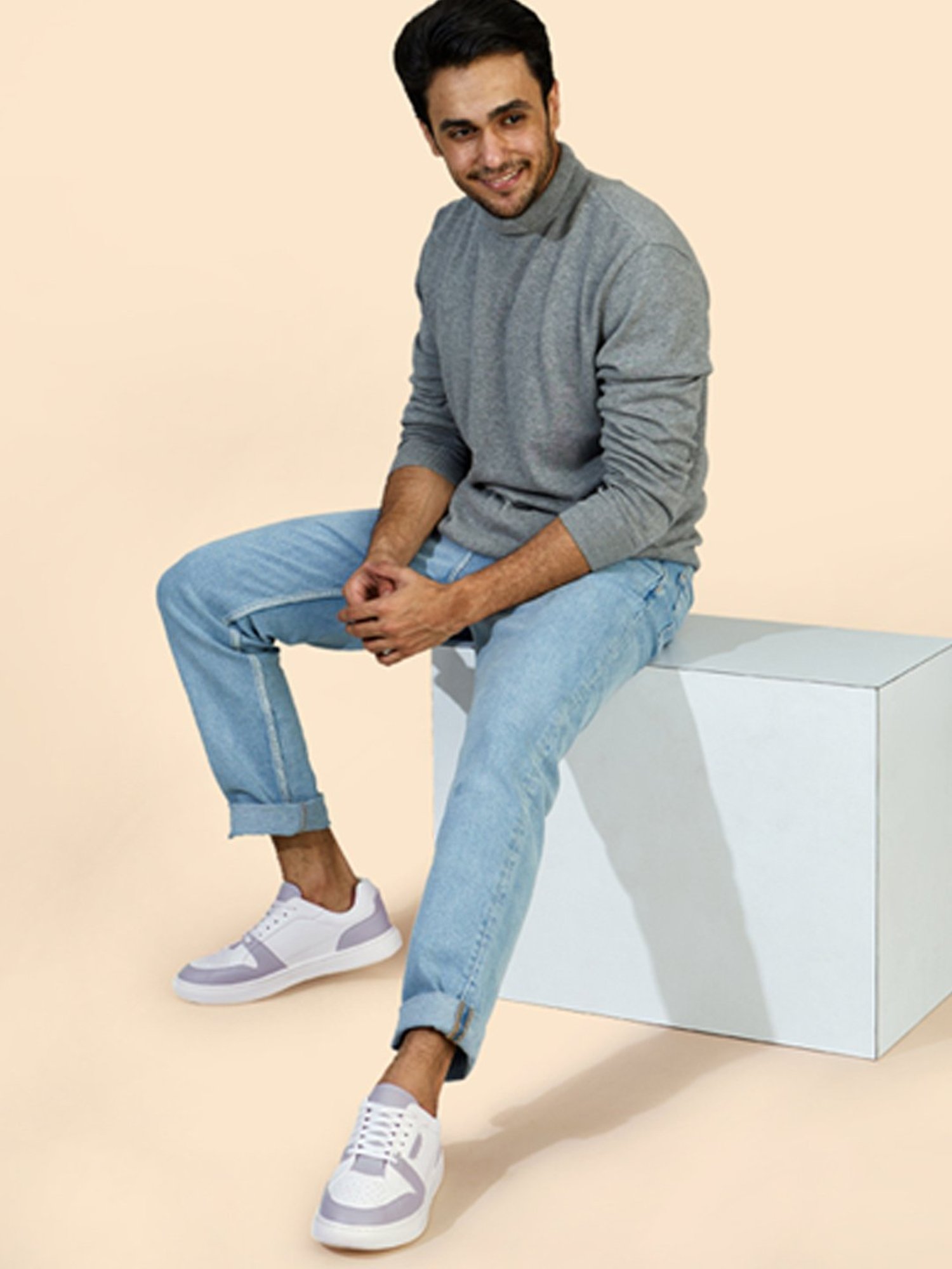 Neemans Men's Retro Slick Grey & White Casual Sneakers