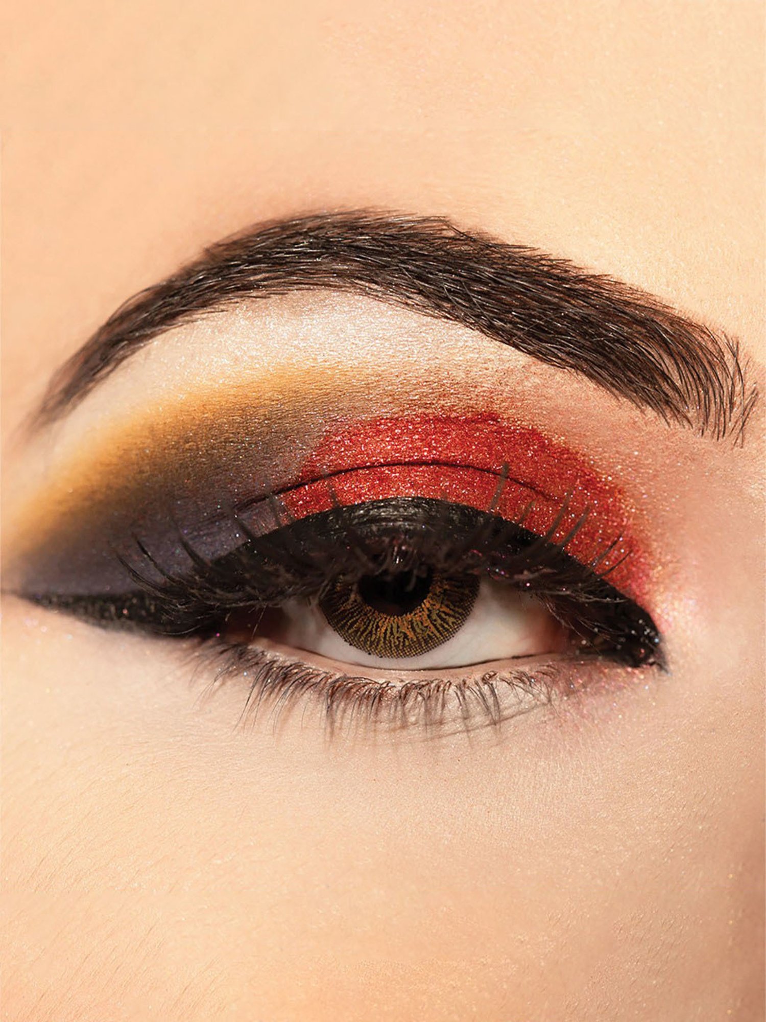 C2P PROFESSIONAL MAKEUP HD Loose Precious Pigments Eyeshadow Bold Vamp 181 - 2 gm