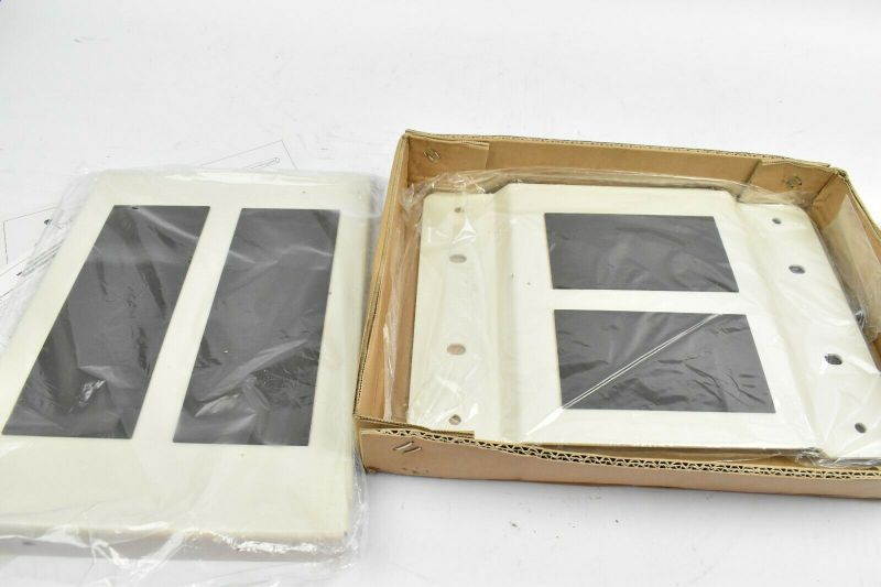 GLOBAL INDUSTRIAL  Computer CPU/UPS/Power Supply Holder - Beige