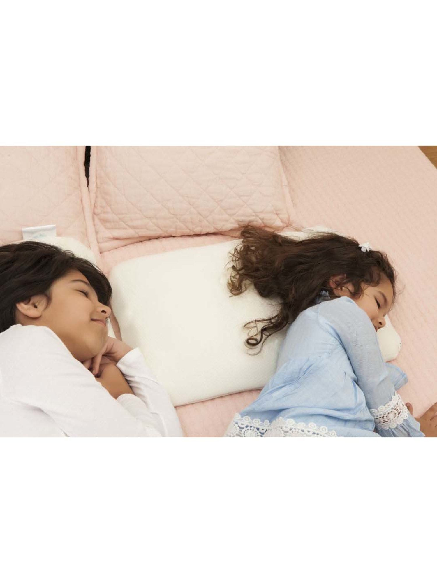 The White Willow White Regular Kids Pillow - Set of 1