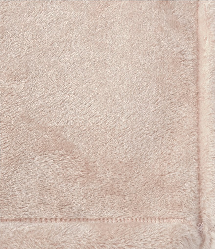 Noble Excellence Ava Plush Throw