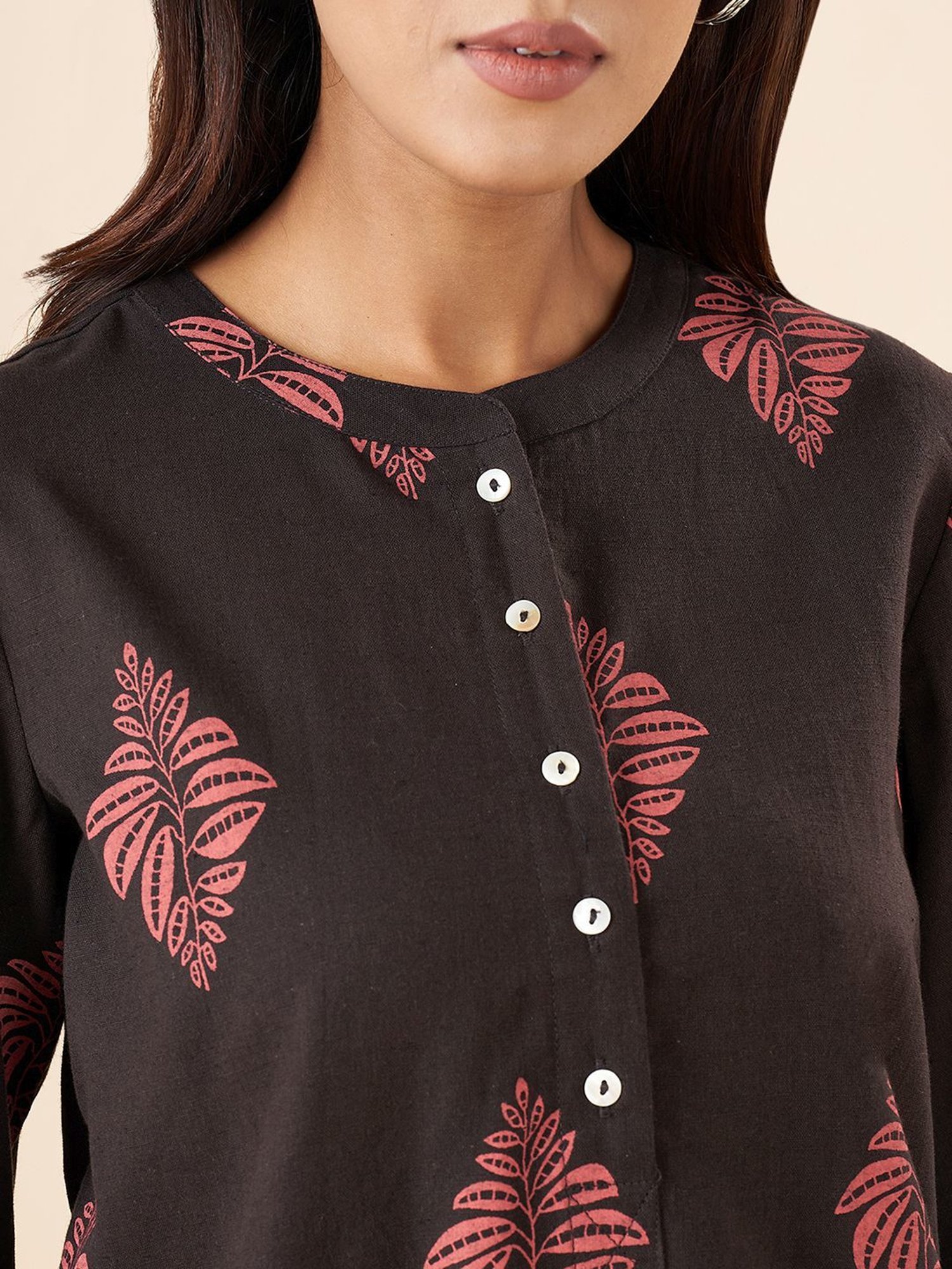 Akkriti by Pantaloons Black Cotton Printed Tunic