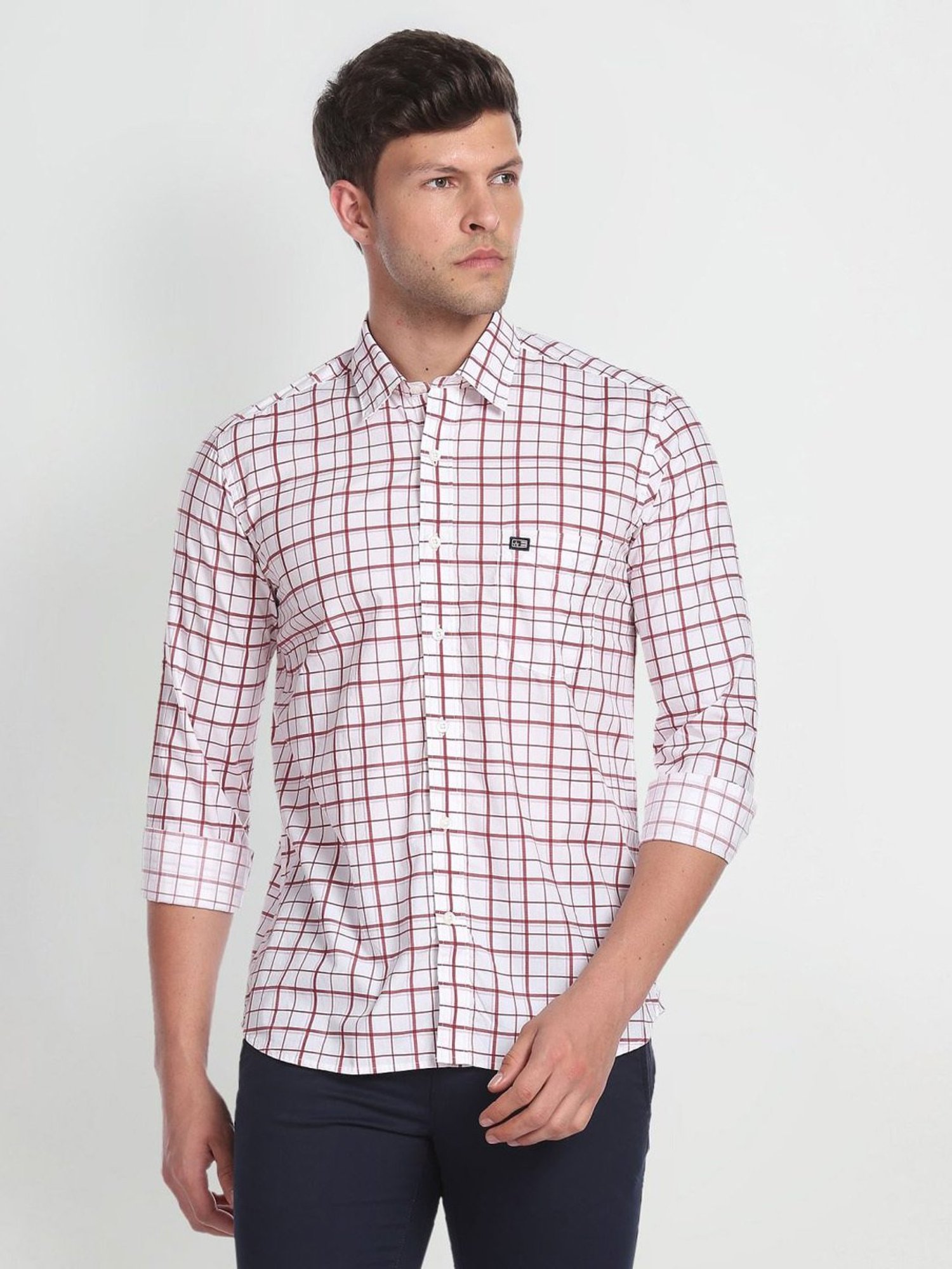 Arrow Sport White & Pink Cotton Slim Fit Checks Shirt
