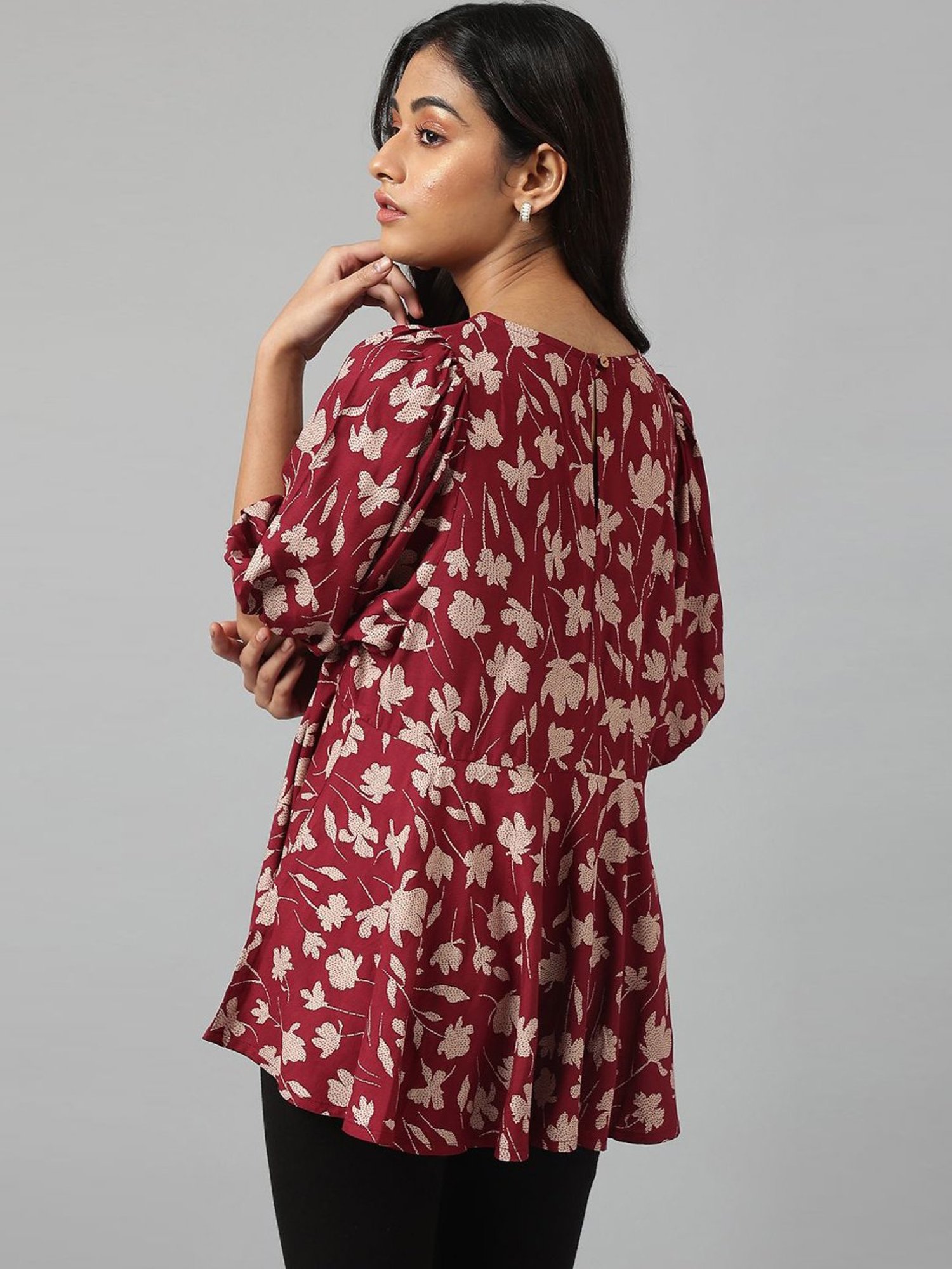 W Red Floral Print Top