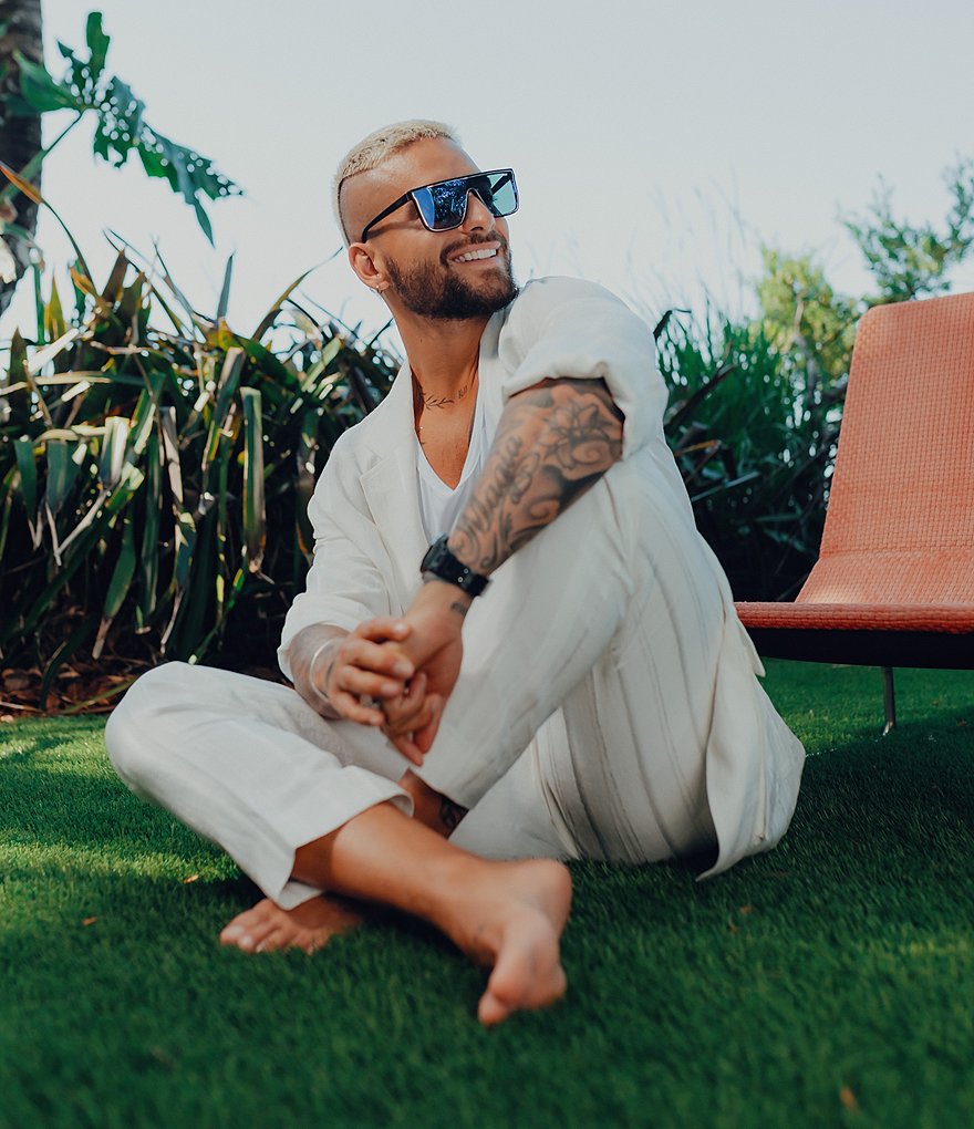 Quay Australia Quay x Maluma Nightfall Shield Sunglasses