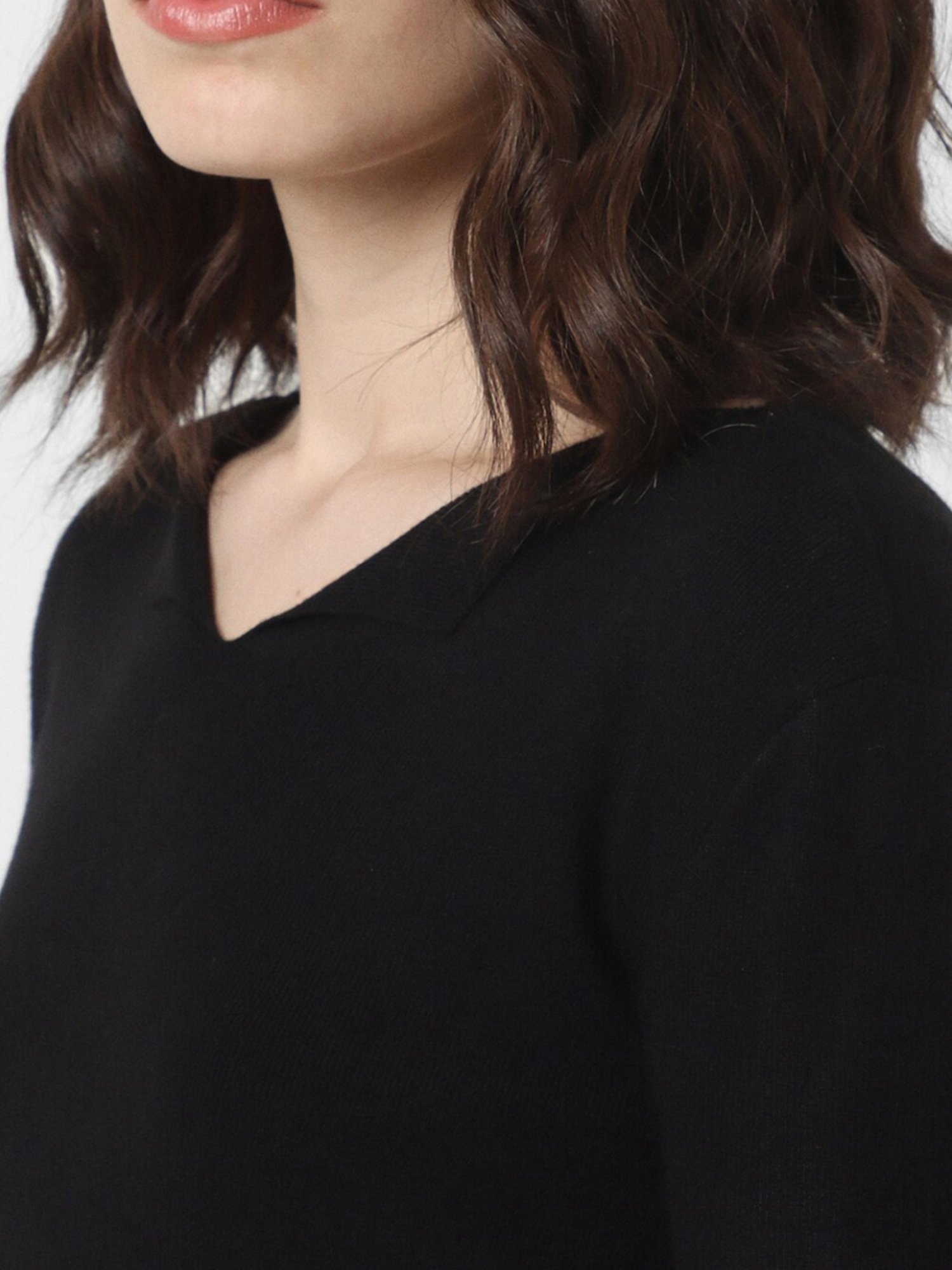 Van Heusen Black & White Color-Block Top