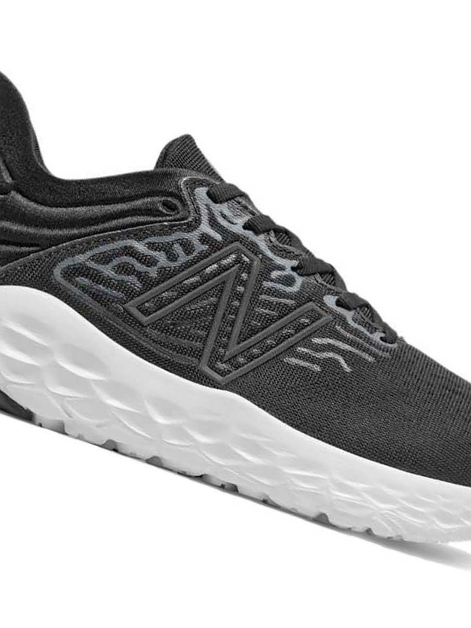 New Balance Women's BEACON Black Running Shoes