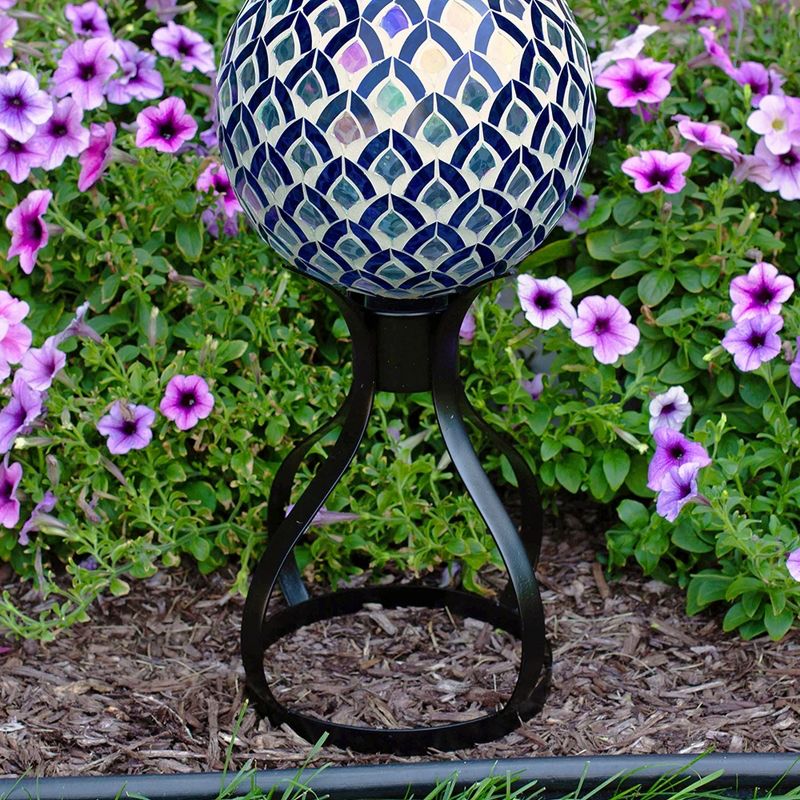 Design Toscano Schlepping The Garden Gnomes Bigfoot Statue