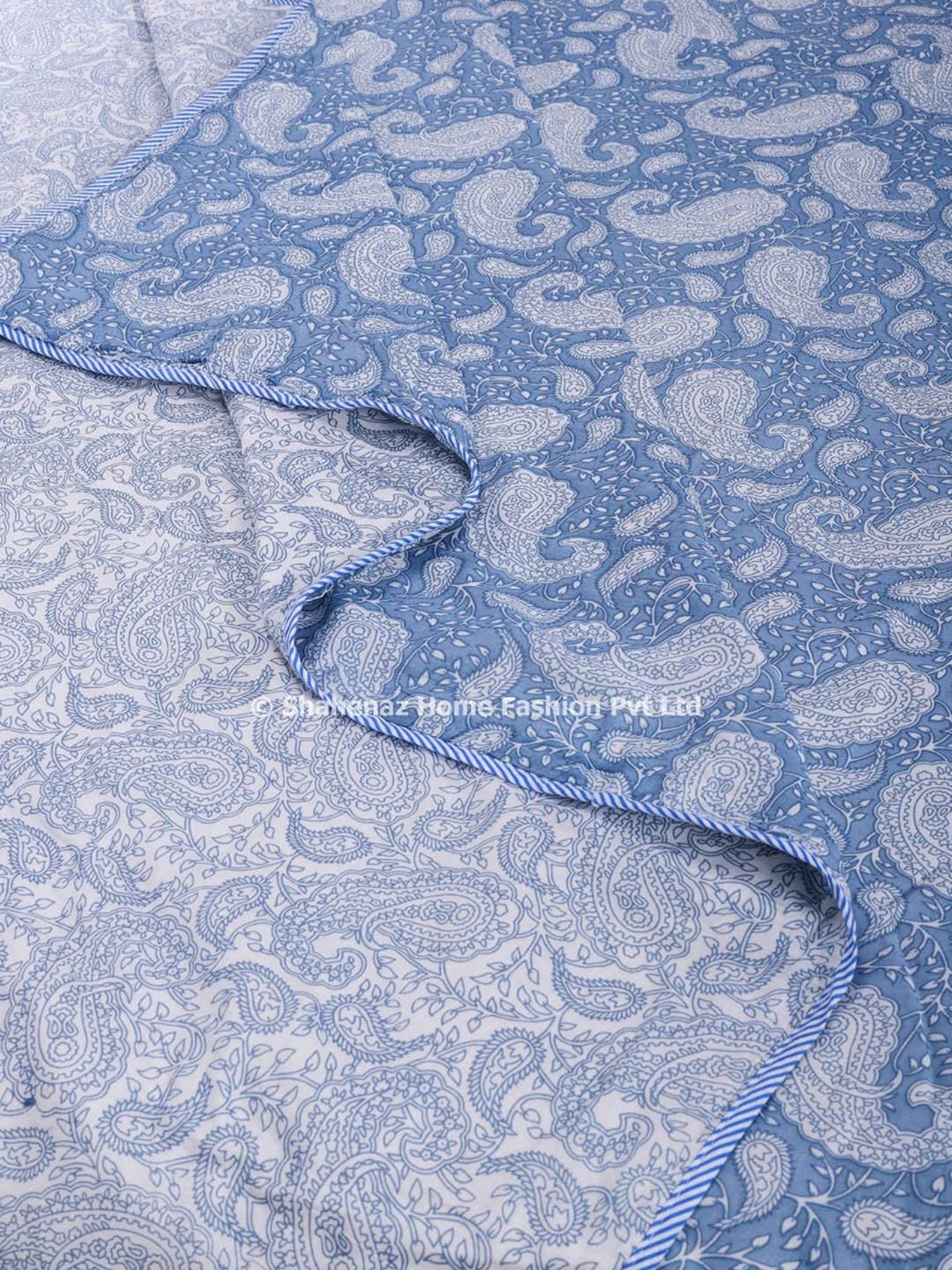 Shahenaz  Paisley Blue Cotton Single Reversible Dohar