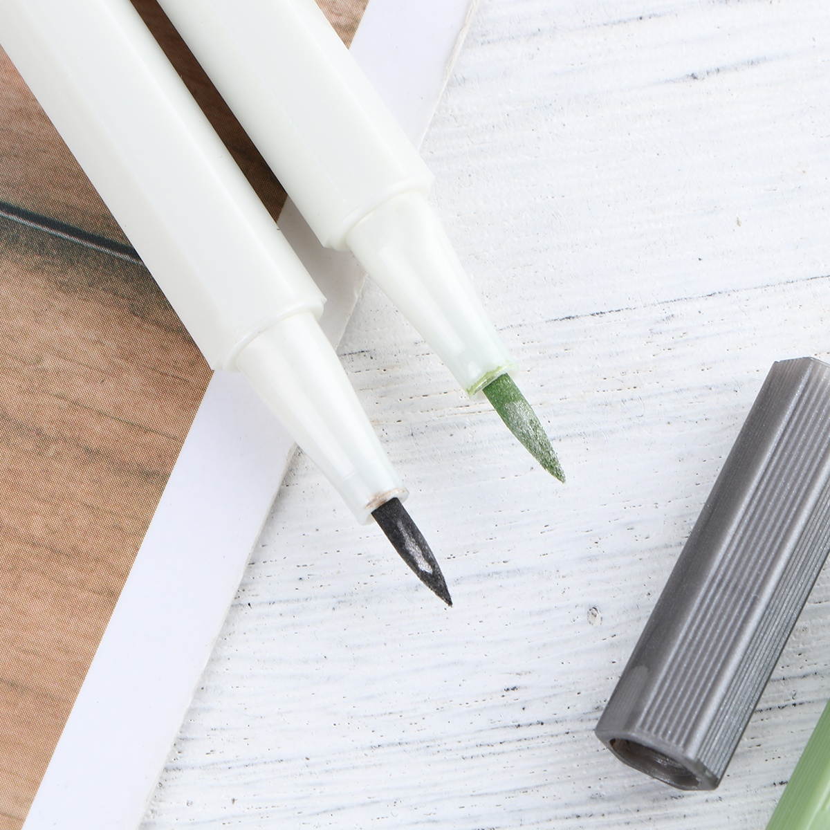 1 Set of 10Pcs Metal Tip Painting Brush Pen Watercolor Painting Brush Color Marker for Students (10 Colors)