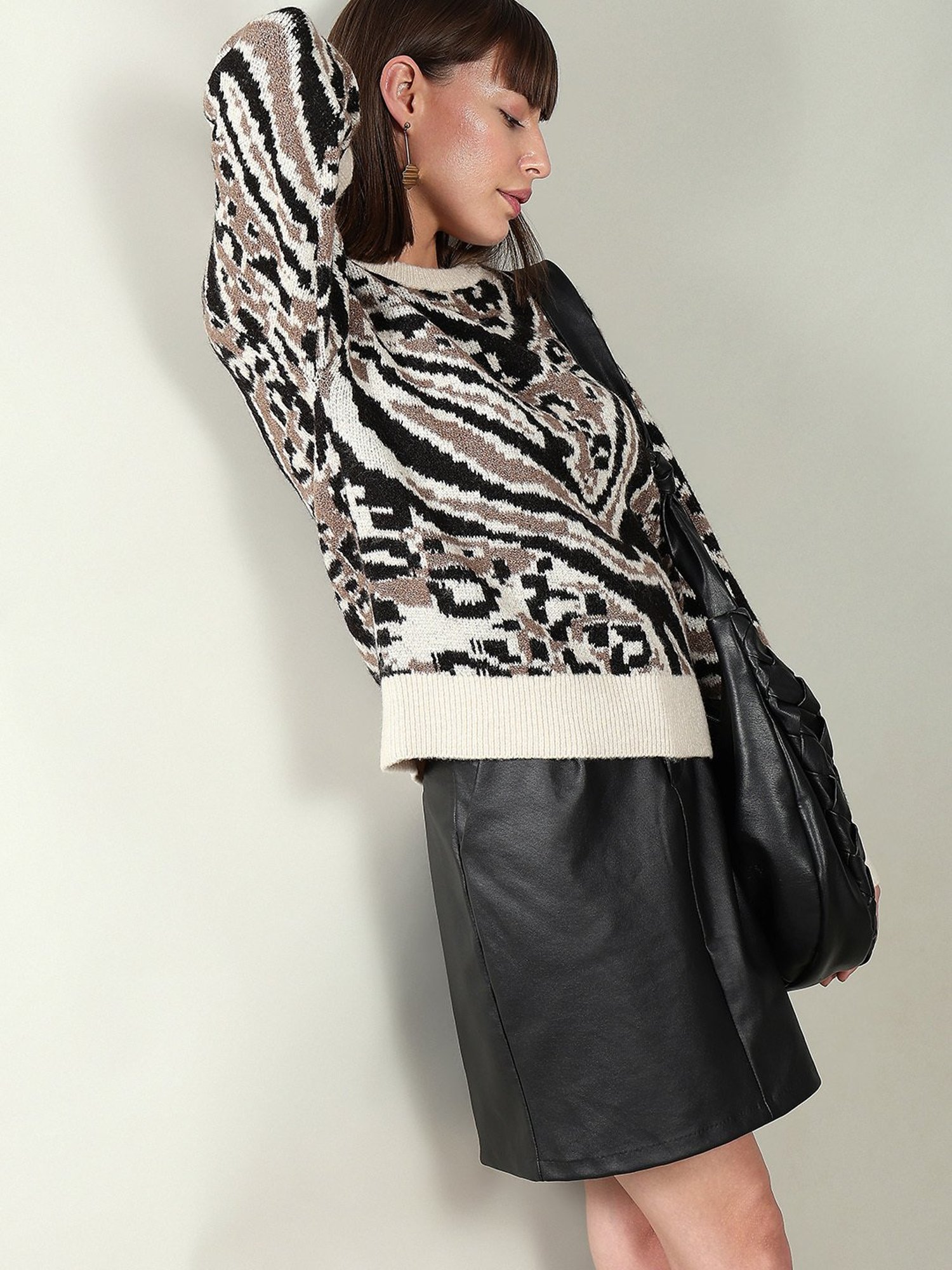 Vero Moda White & Black Printed Pullover