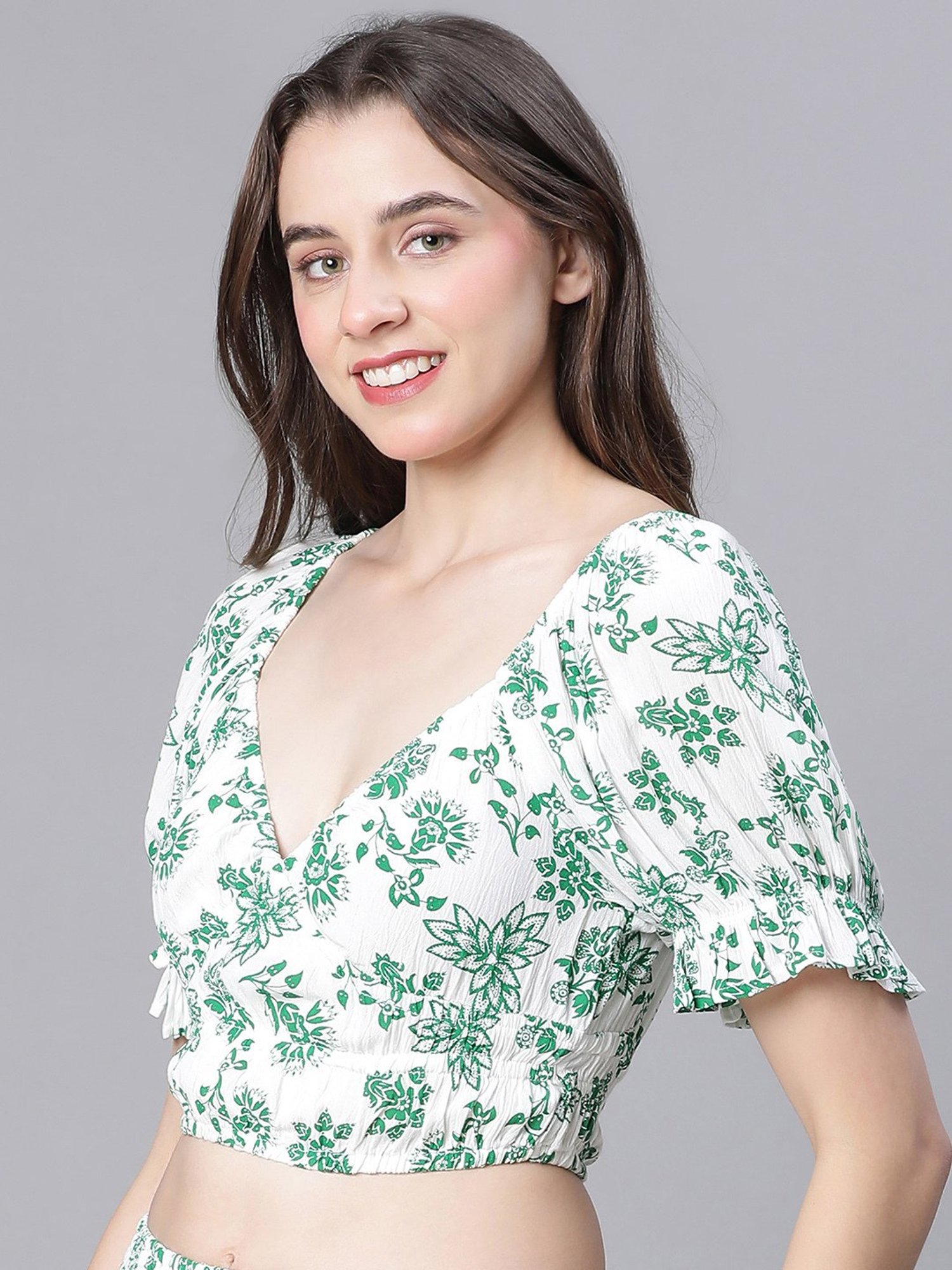 Oxolloxo White & Green Floral Print Crop Top