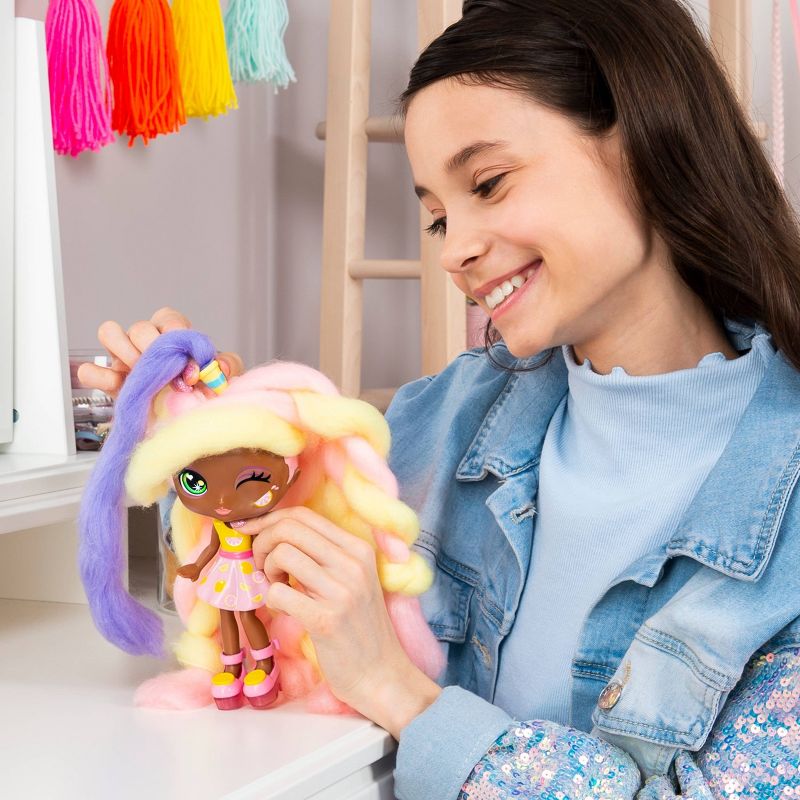 Candylocks Deluxe Doll - Lacey Lemonade