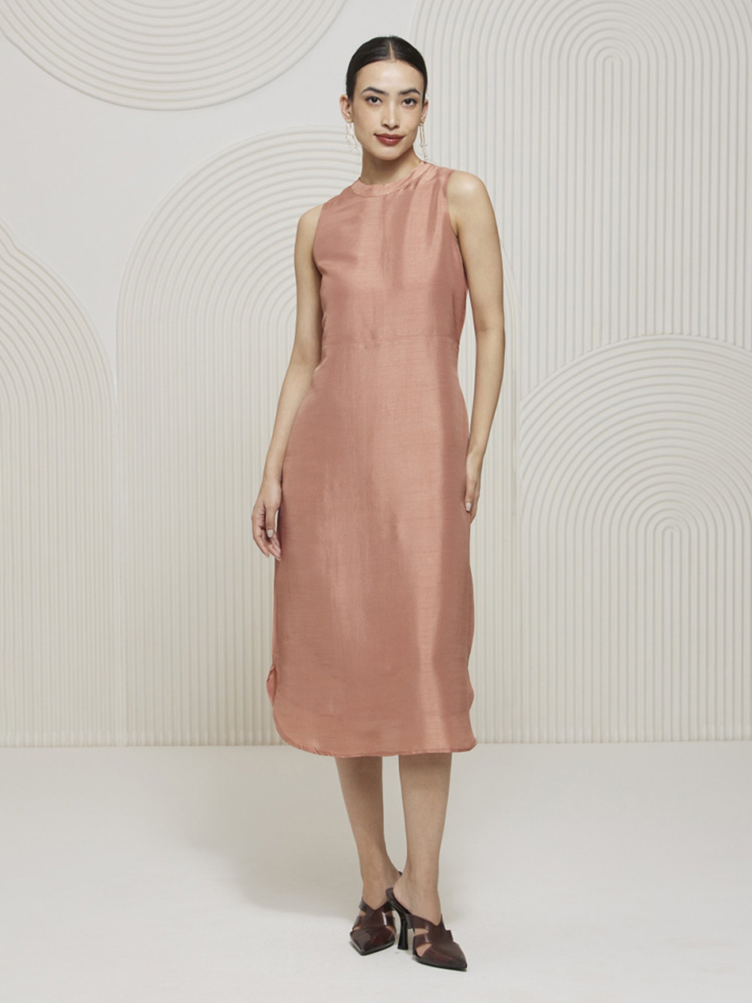Artagai Salmon Pink Elevated Basics Band Collar Sleeveless Dress with Curved Hemline
