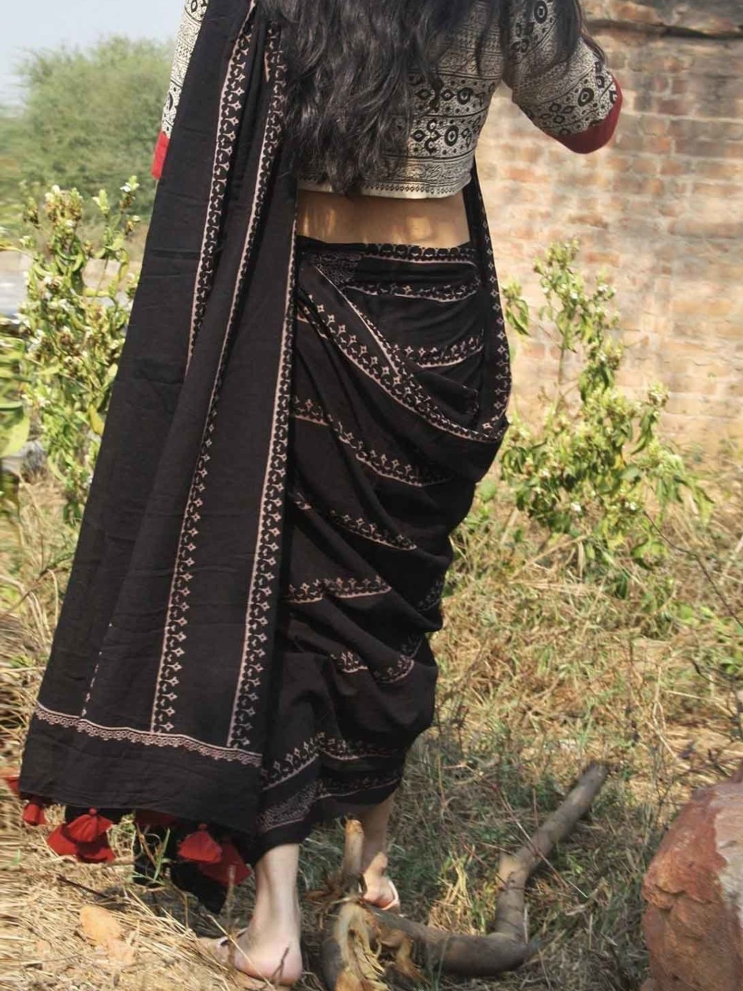 Chidiyaa Black Block Printed Cotton Mul Saree