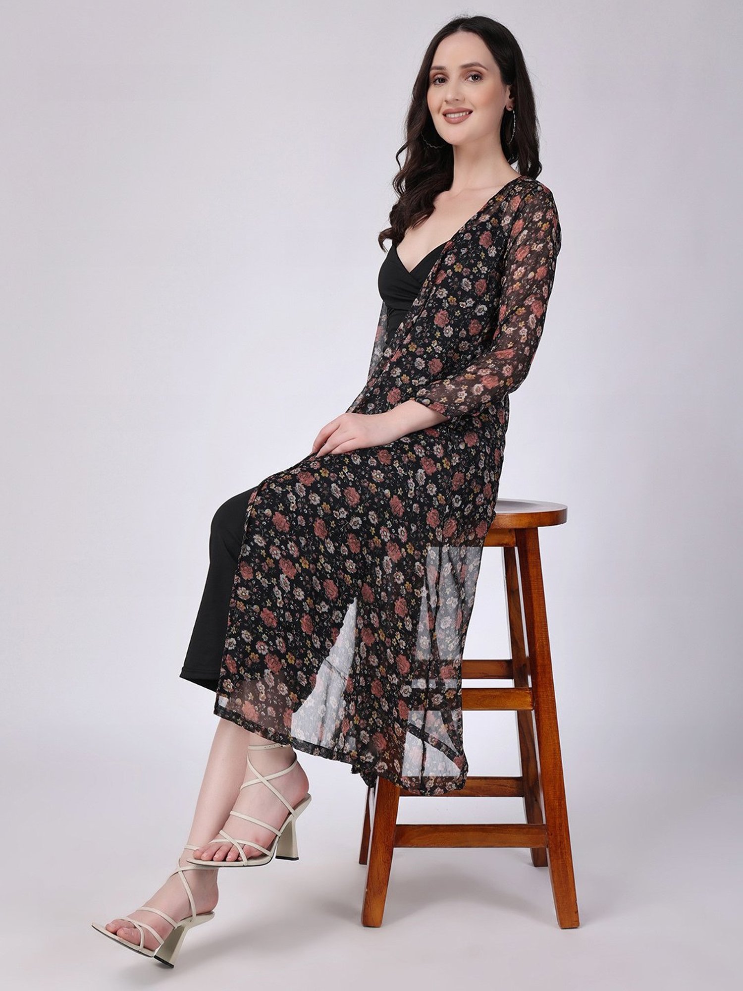 Akkriti by Pantaloons Off-White Self Pattern Shrug