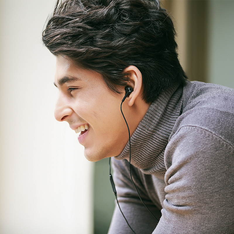 1MORE Piston Fit Wireless Headphones,Bluetooth Neckband Earphone 8H Playtime,IPX4 Sweatproof Earbuds With Mic for Phone Calls,Home Office