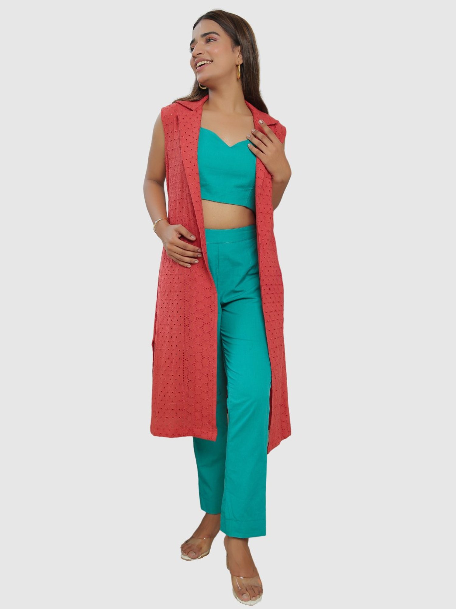 KAORI BY SHREYA AGARWAL Blue Cotton Crop Top Pants Set With Cape