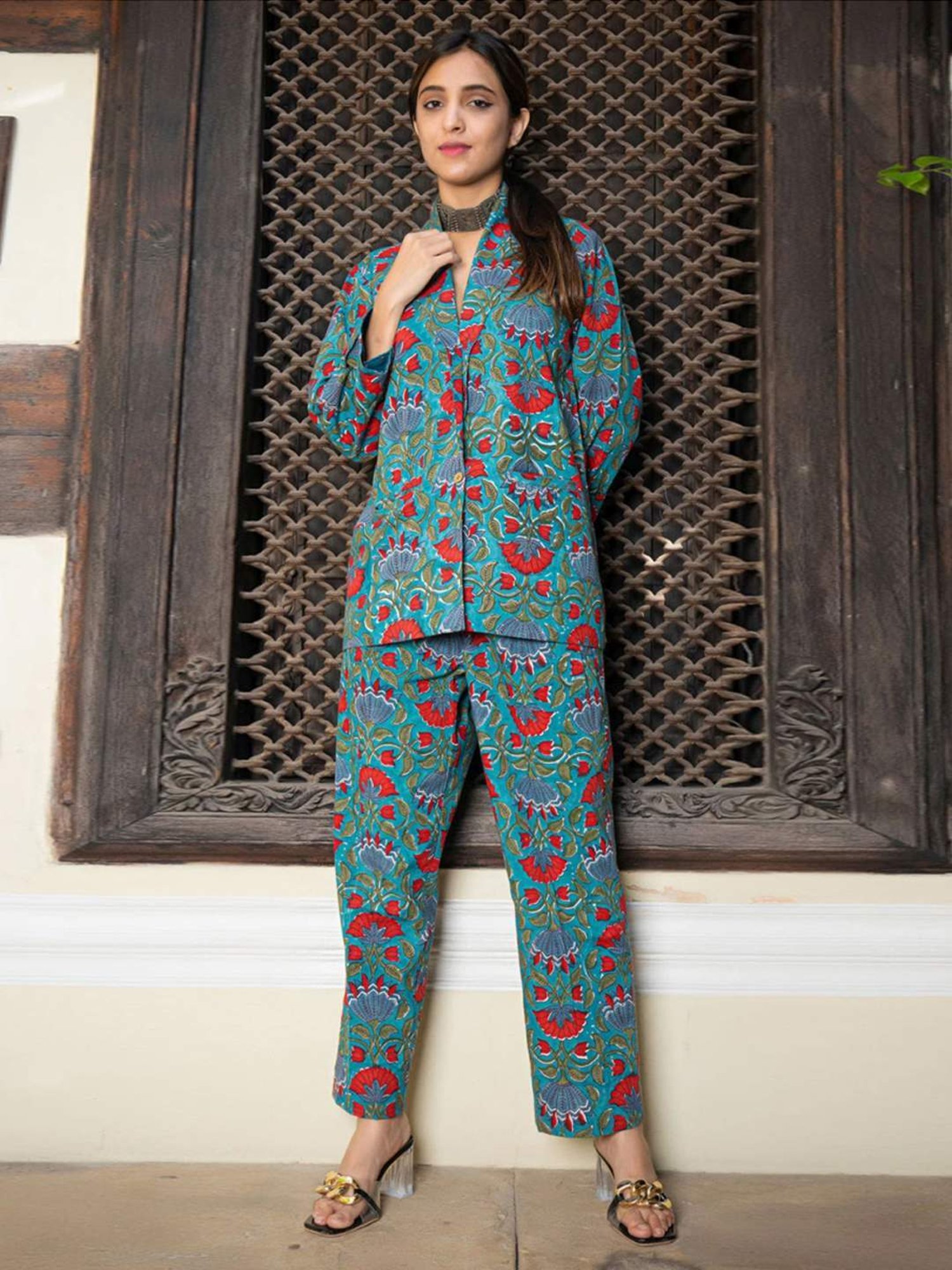 Eeshva India Green Hand Blocked Blazer with Pant In Cotton