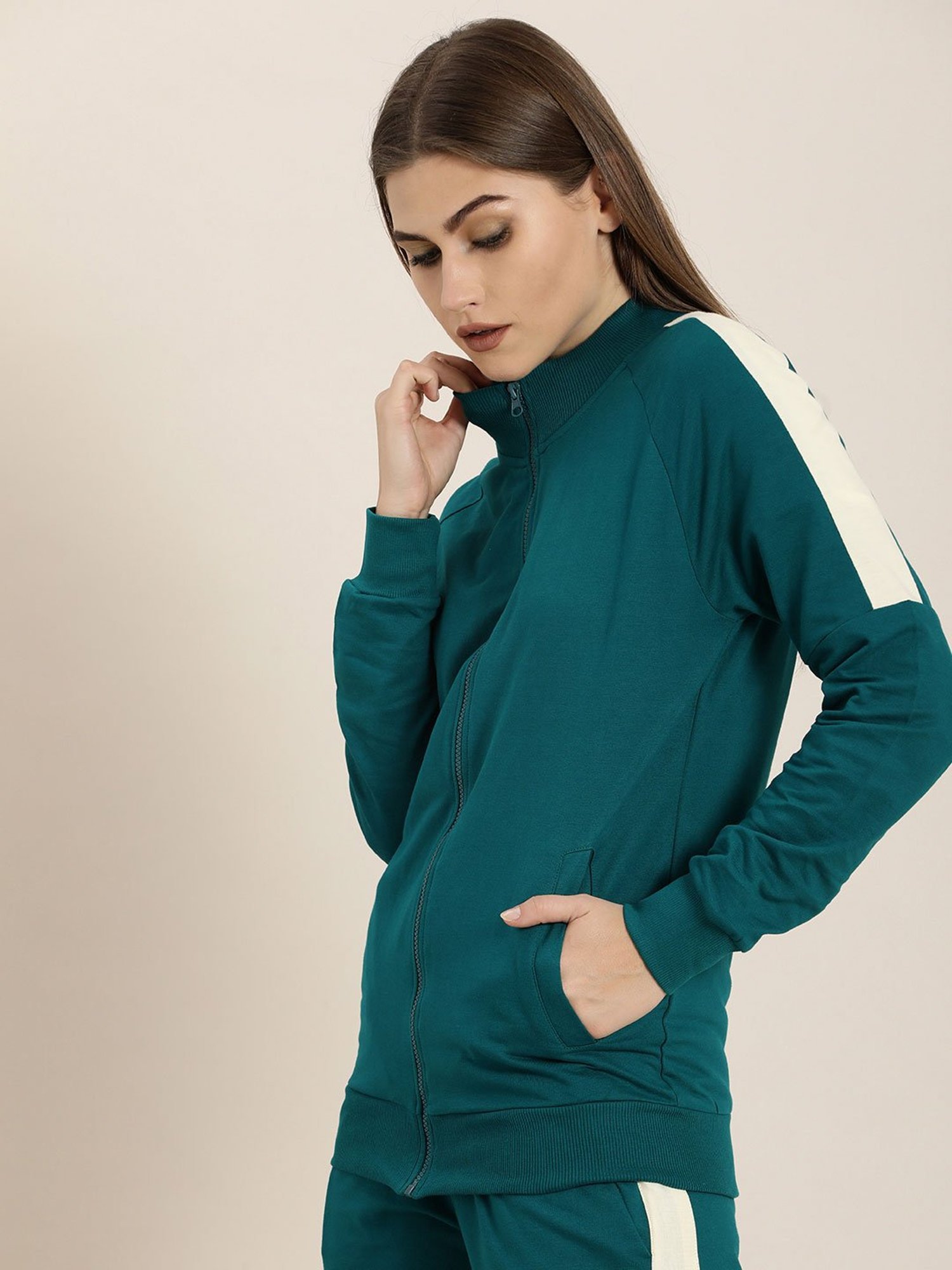 Difference of Opinion Green Cotton Sweatshirt