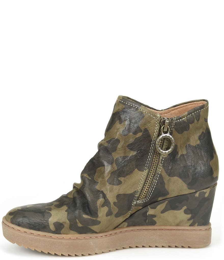 Sofft Siri Waterproof Suede Camouflage Wedge Ankle Boots