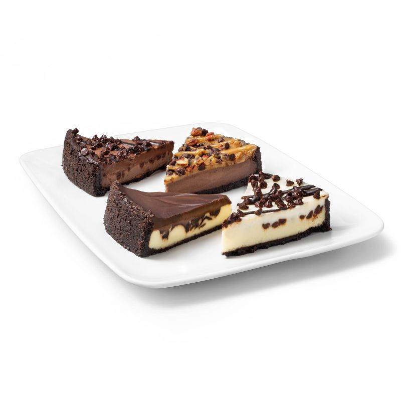 Chocolate Cheesecake Sampler - 8in/32oz - Favorite Day™