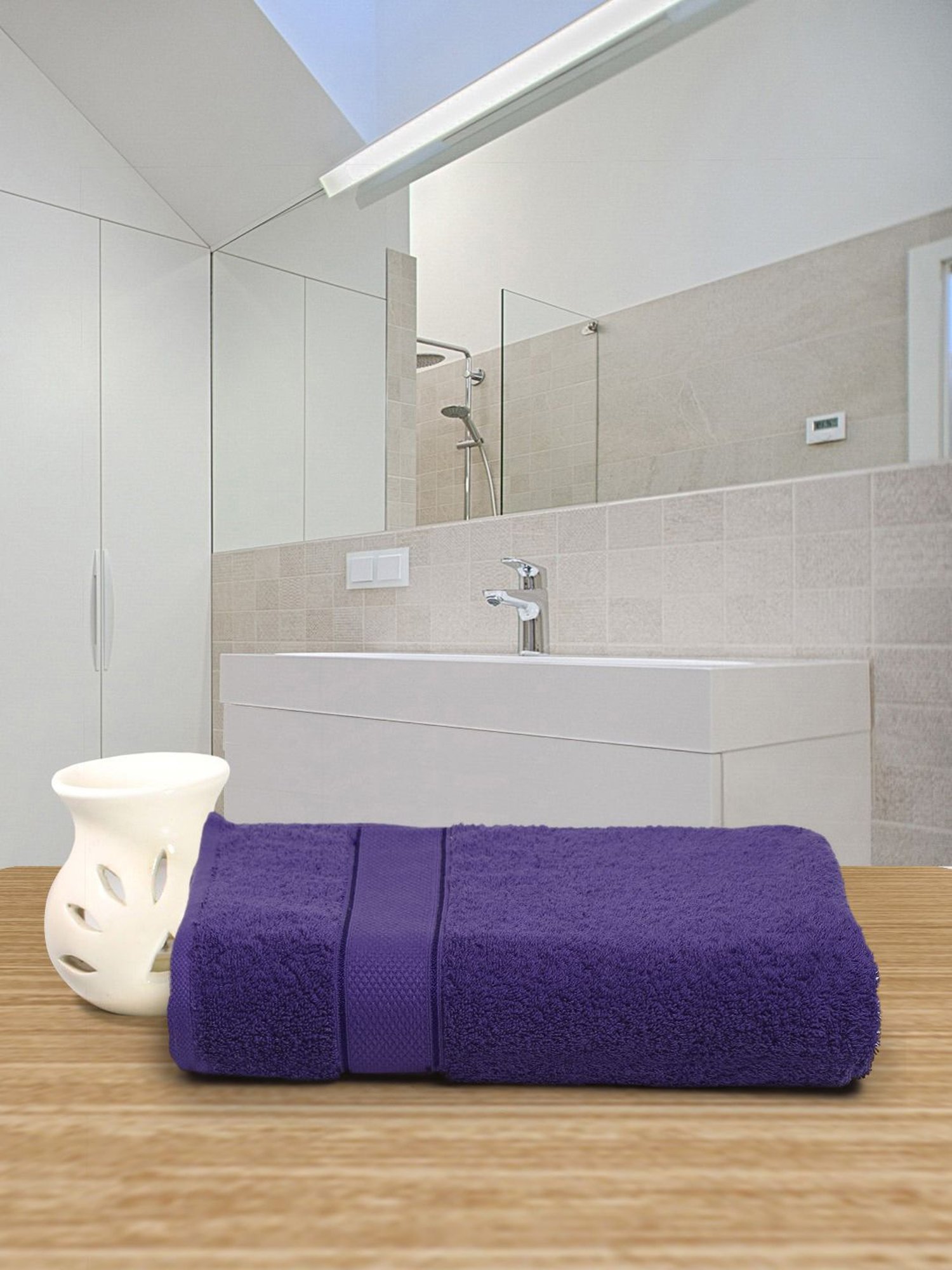 Creeva Violet 525 GSM Cotton Bath Towel