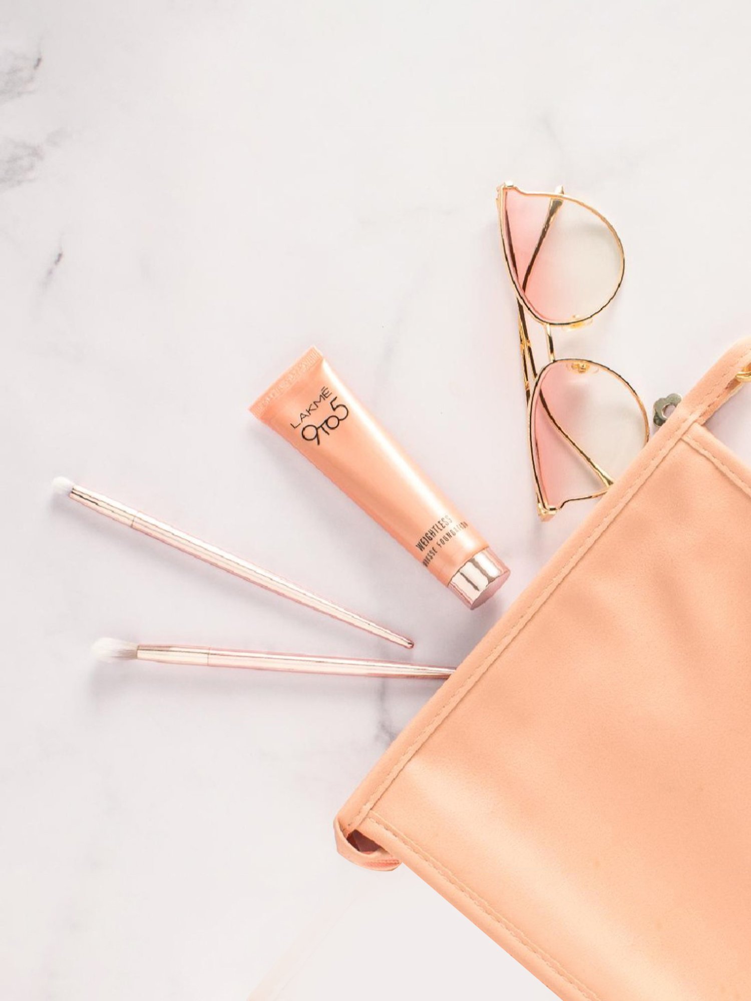 Lakme 9To5 Powerplay Mousse Foundation Rose Ivory - 25 gm