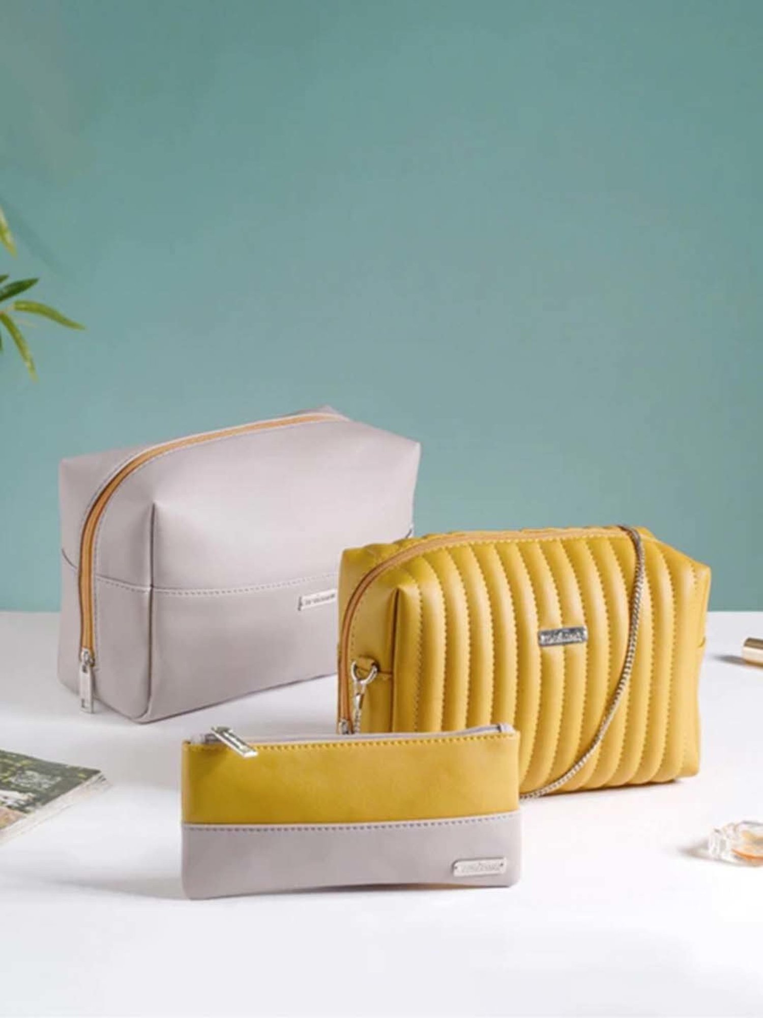 HOSTA HOMES Black Pvc Parachute Material Zipper Bag - Set of 2