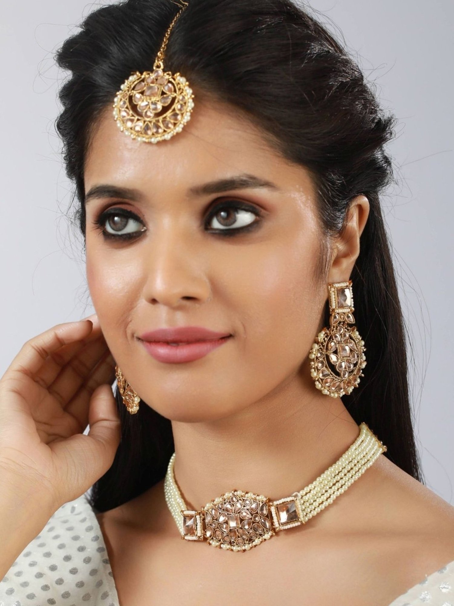Aatmana Gold-Plated Kundan Choker Necklace & Earring Set with Maang Tikka