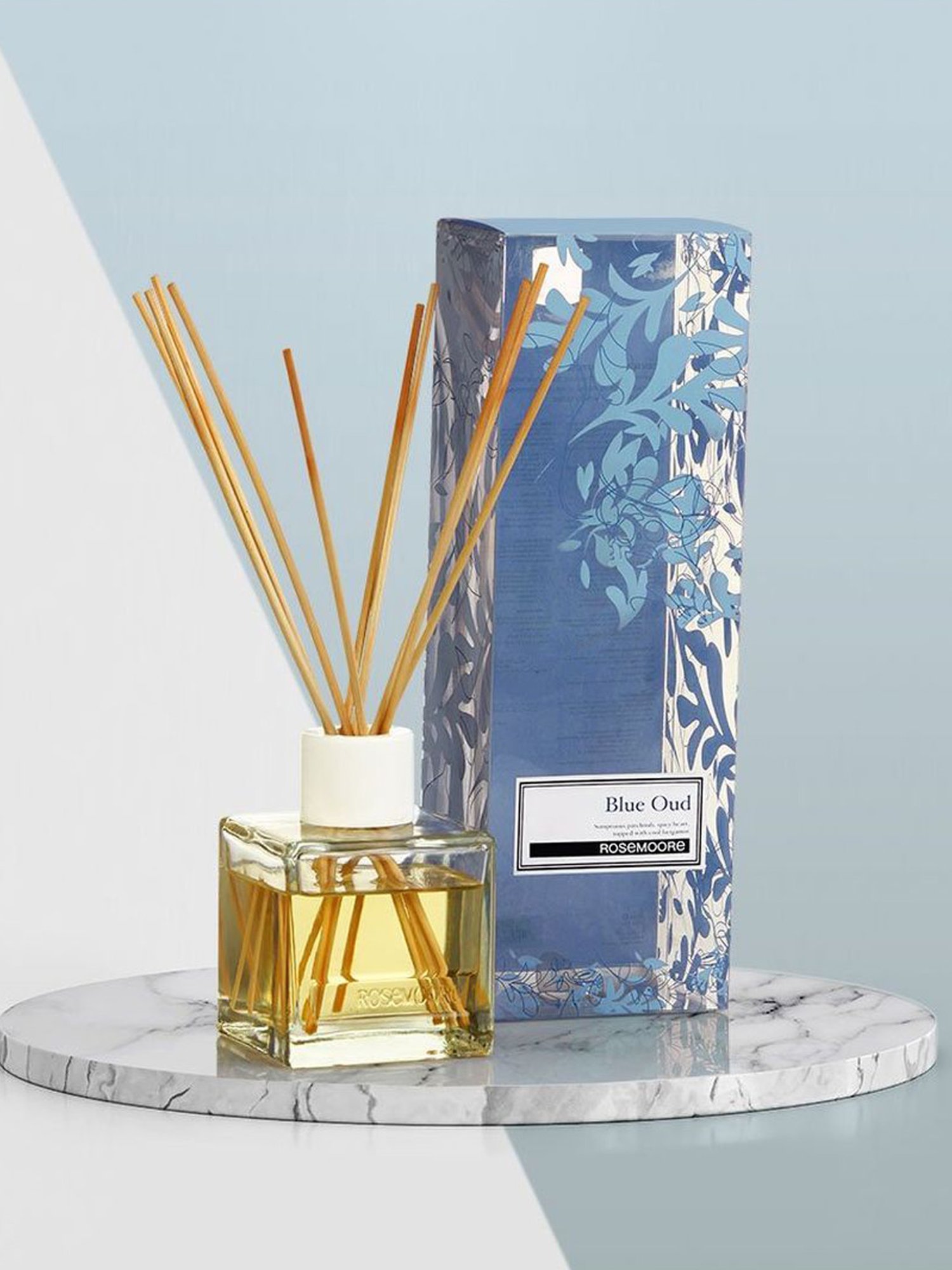 Rosemoore Reed Diffuser set with aroma oil & reed stick Blue oud - (200 ml)