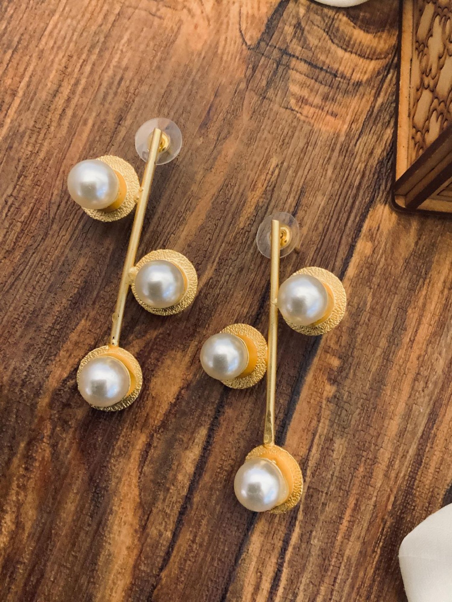 Abdesigns Classic Gold-Plated Earrings