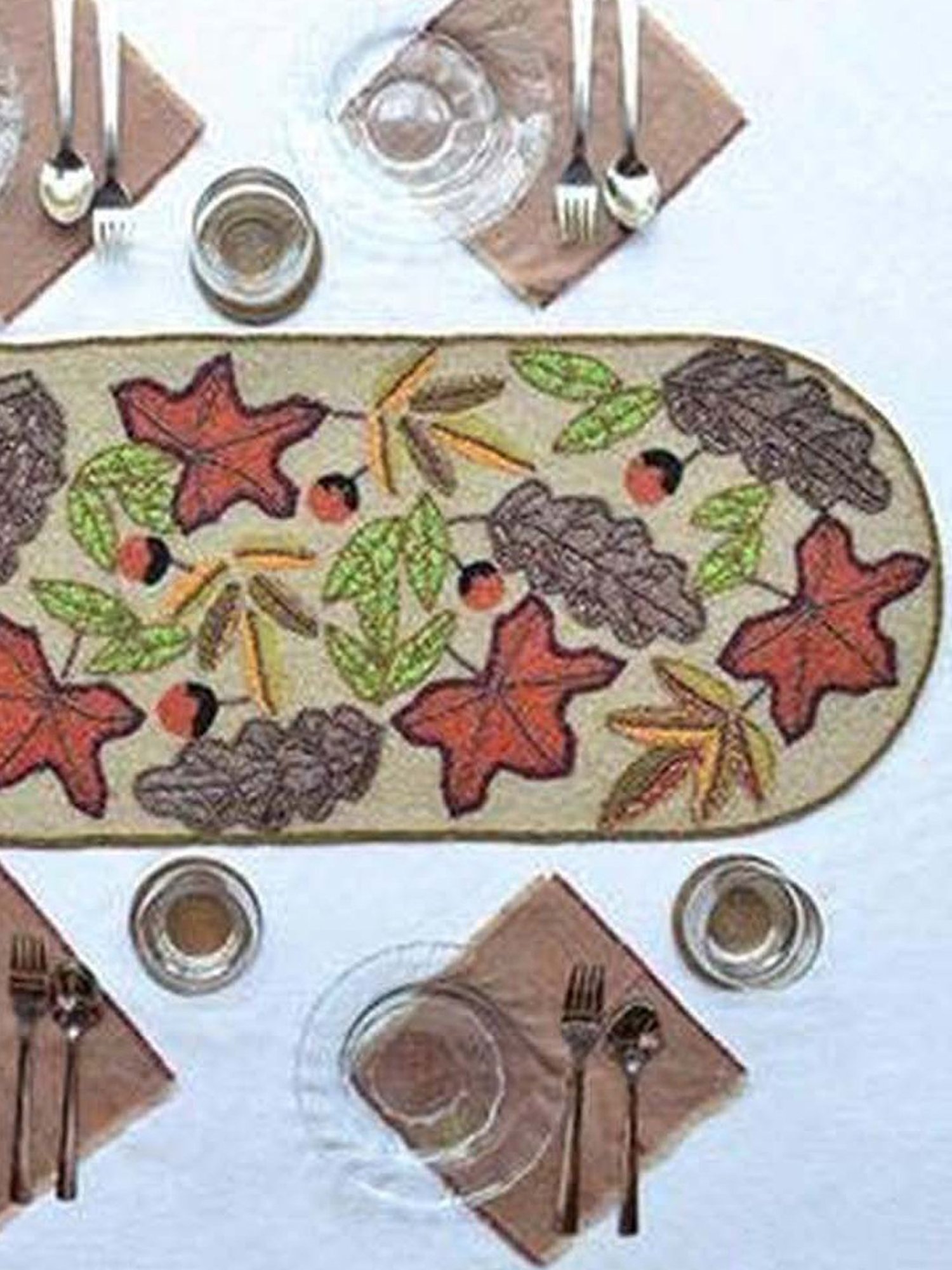 RISING STAR Multicolor Beaded Table Runner