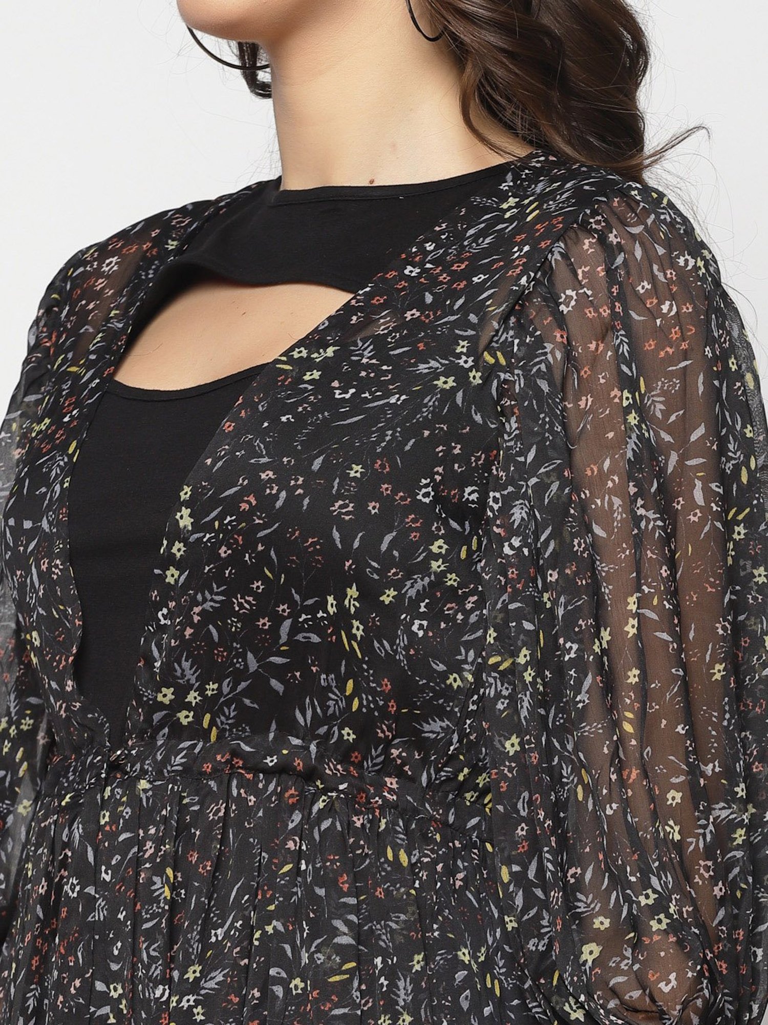 Akkriti by Pantaloons Off-White Self Pattern Shrug