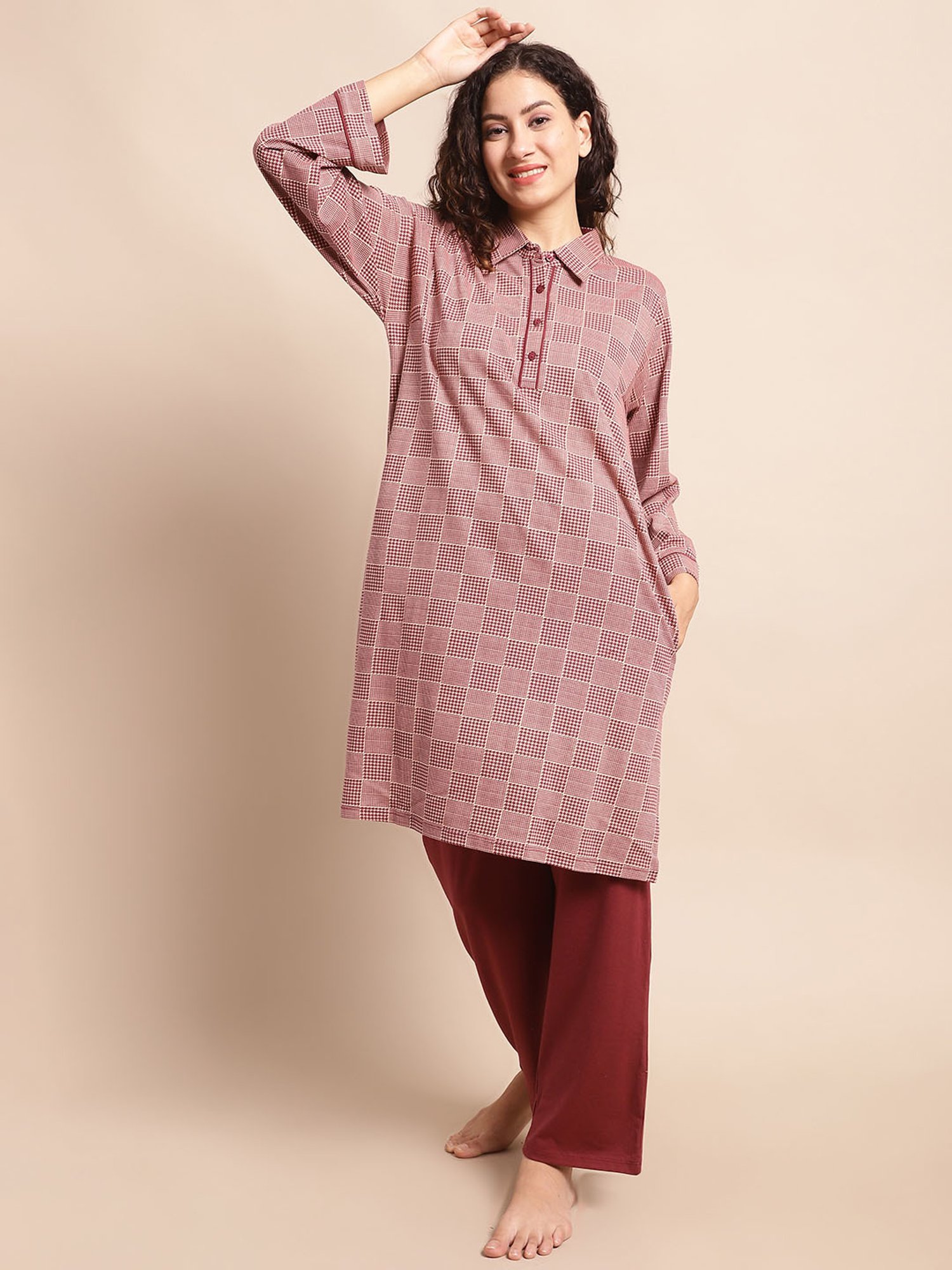 Kanvin Maroon Printed Tunic With Pyjamas