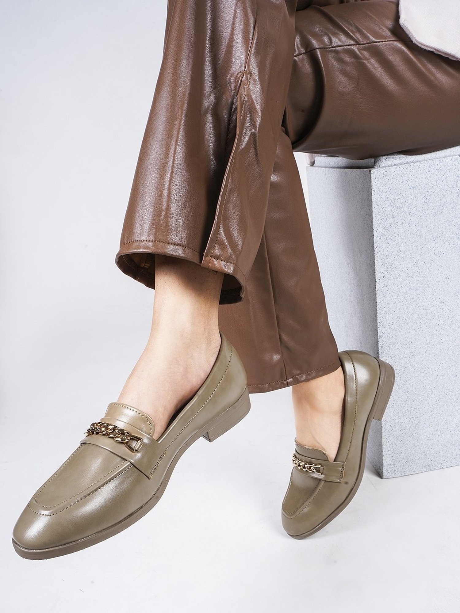 The White Pole Women's Brown Casual Loafers