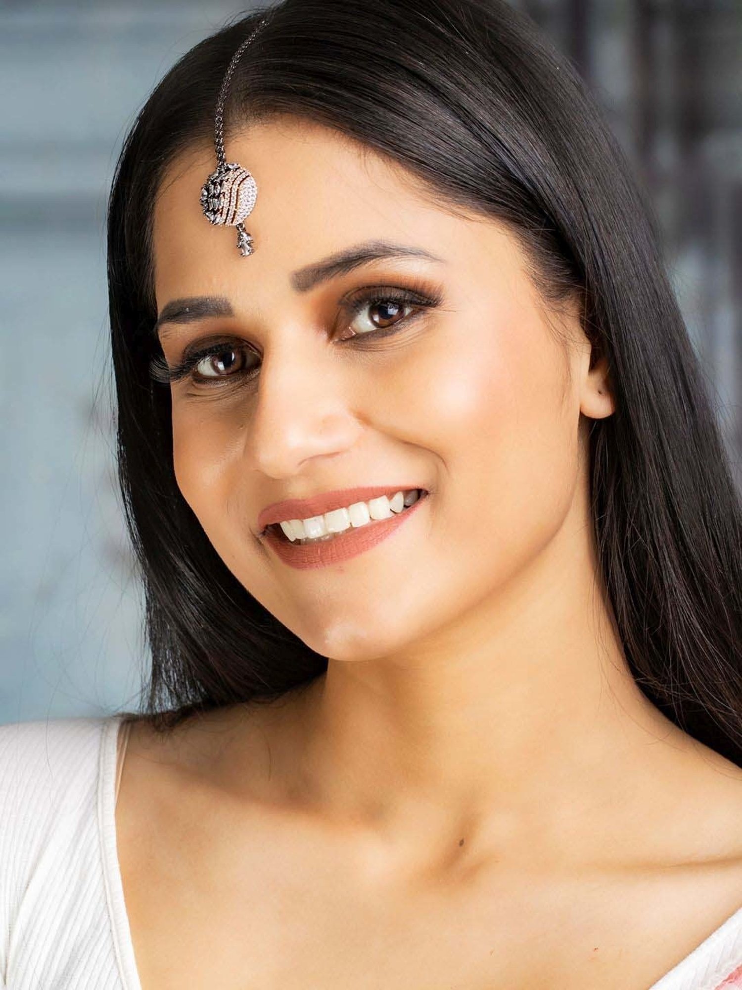 Priyaasi Rose Gold Maang Tikka