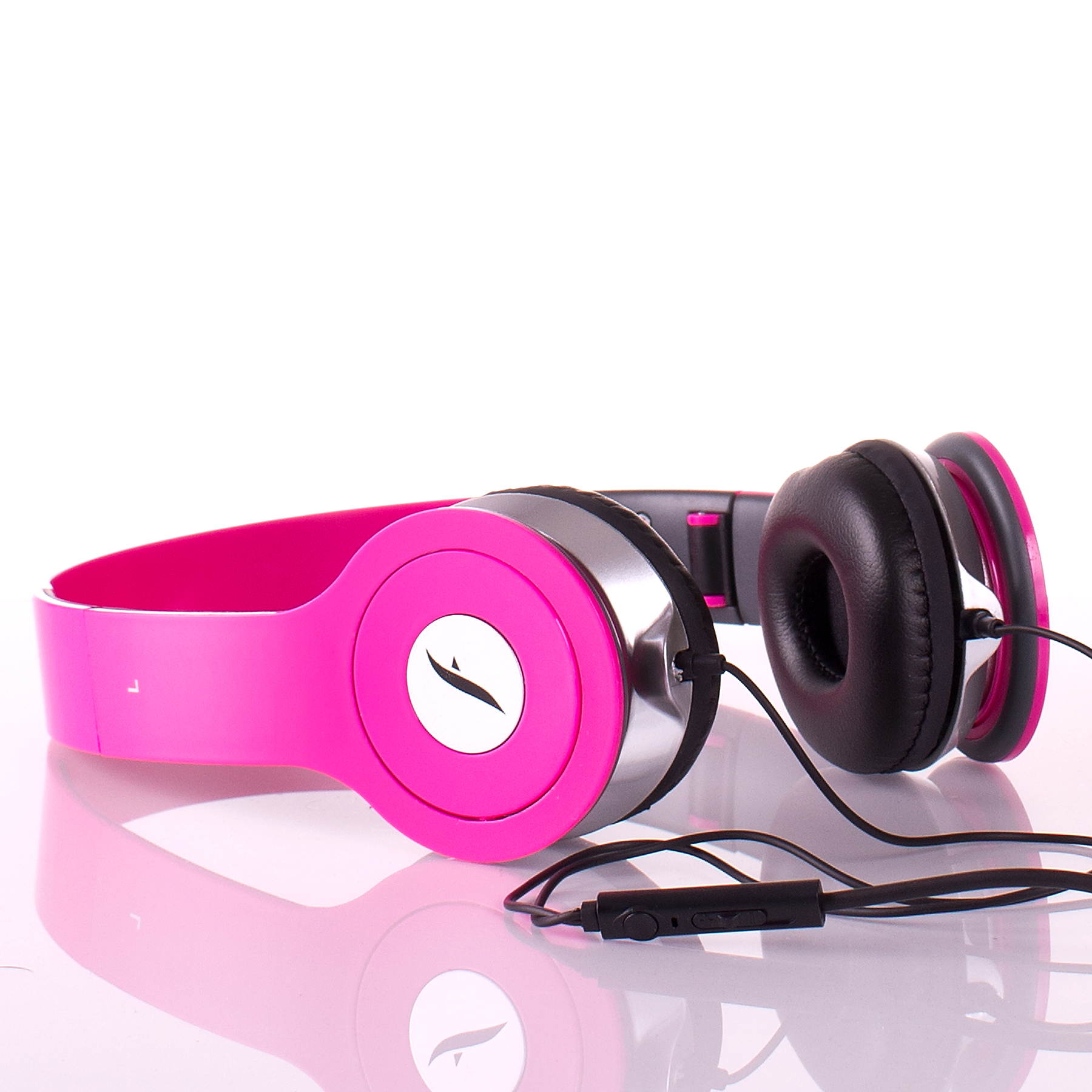 Frisby FHP-900 Portable Lightweight Adjustable On-Ear Stereo Headphones w/ In-line Microphone & Volume Control