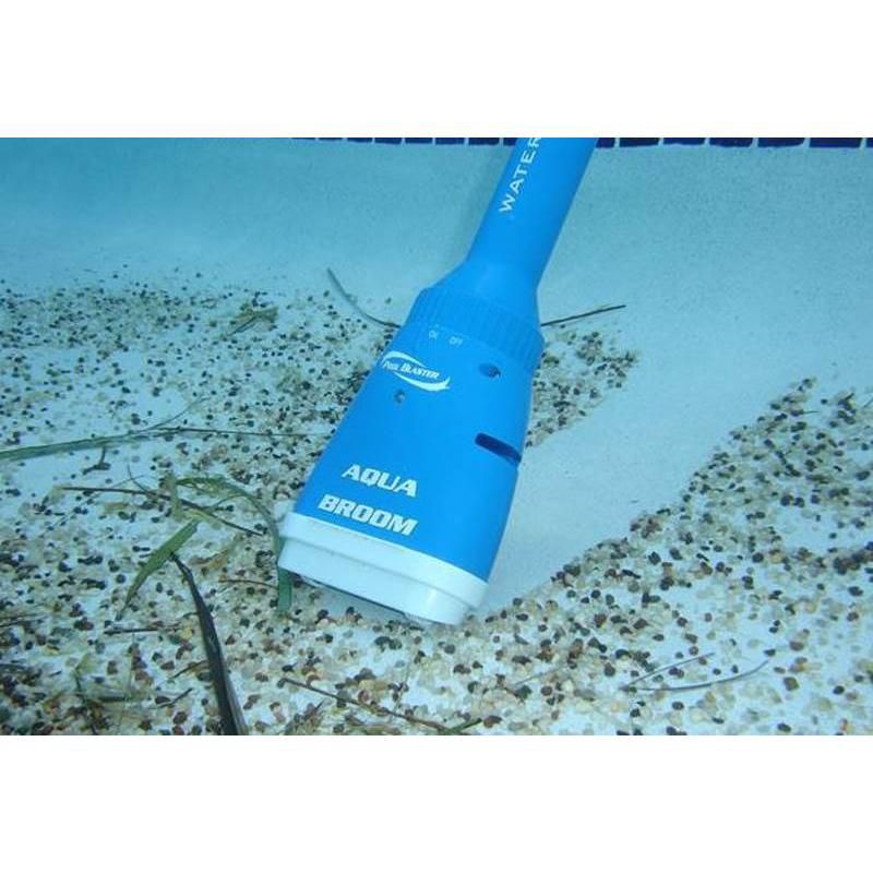 Water Tech Pool Blaster Aqua Broom Swimming Spa Suction Cleaner Battery Vacuum