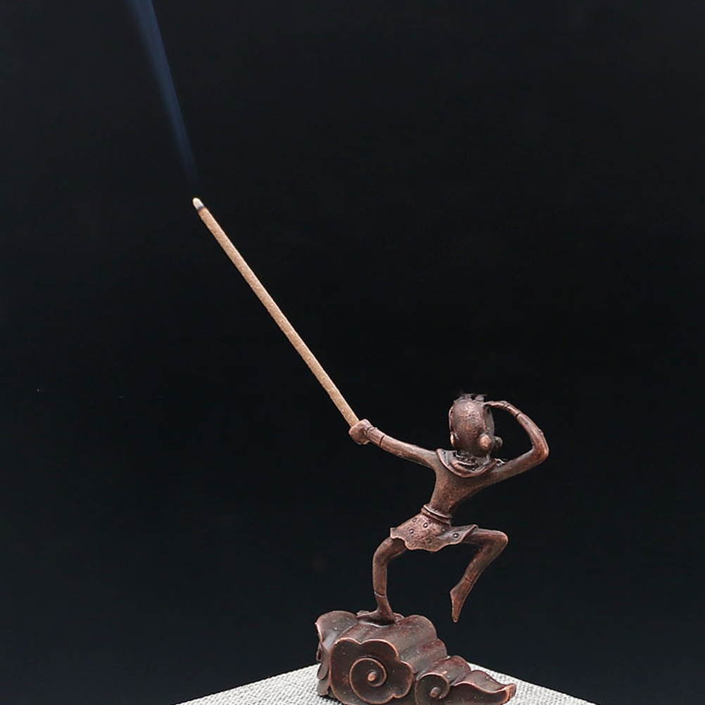 Retro Zen Monkey Incense Burner Plating Copper Incense Inserted Creative Aroma Therapy Burner Ornament for Home Tearoom Hotel Use (Return of the Great Saint)