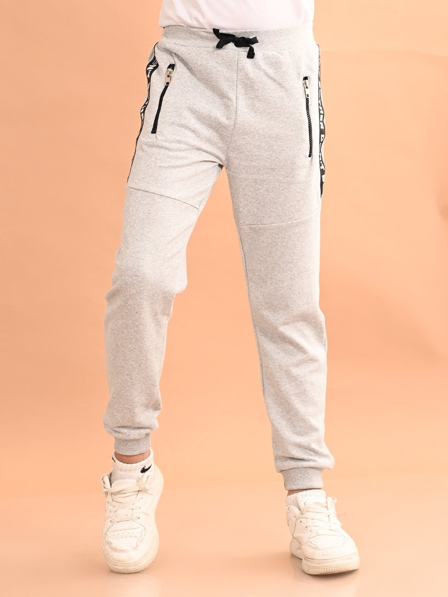 LilPicks Boys Grey Melange Textured Joggers