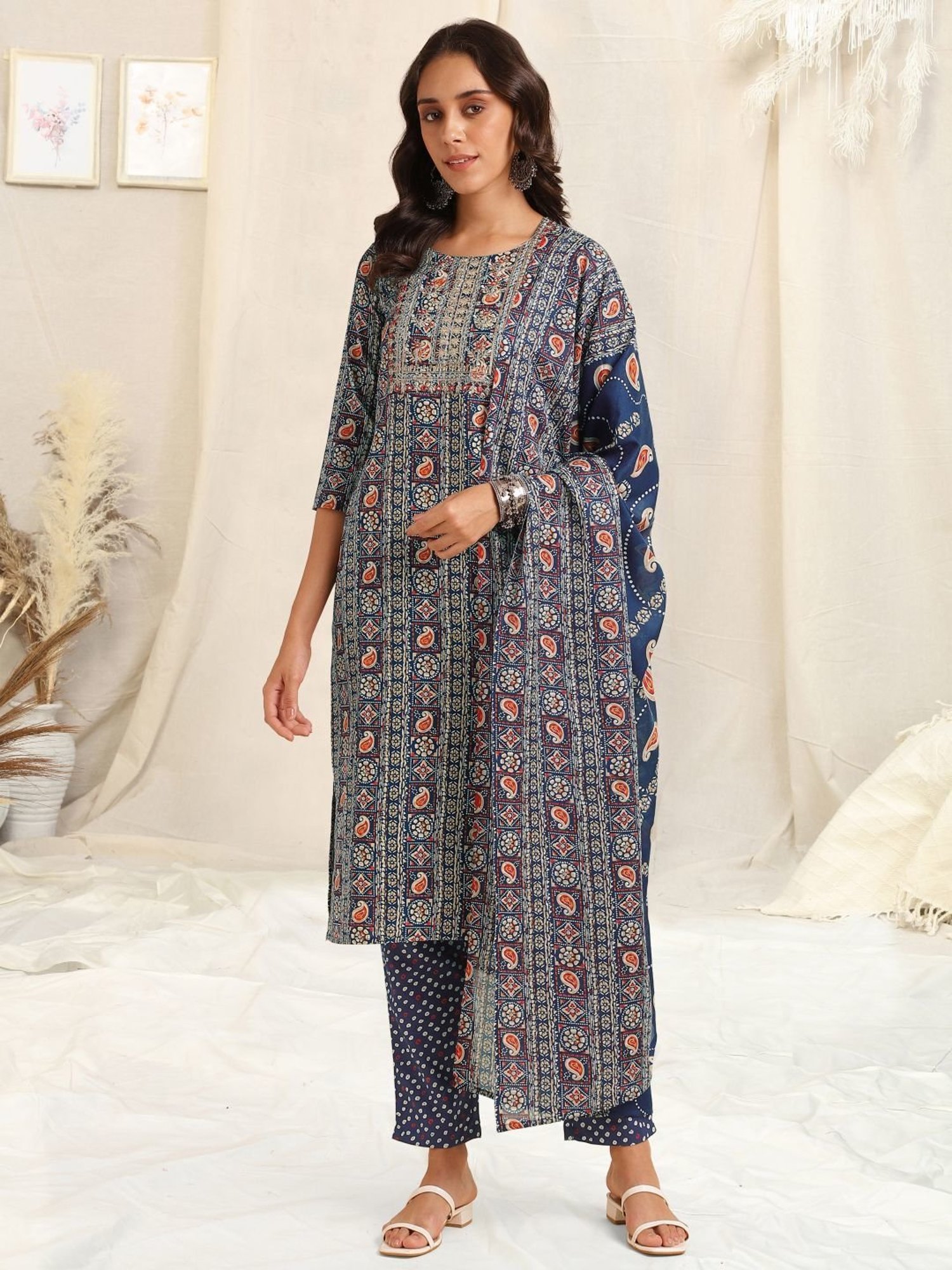 MIRCHI FASHION Blue Cotton Embroidered Kurta Pant Set With Dupatta