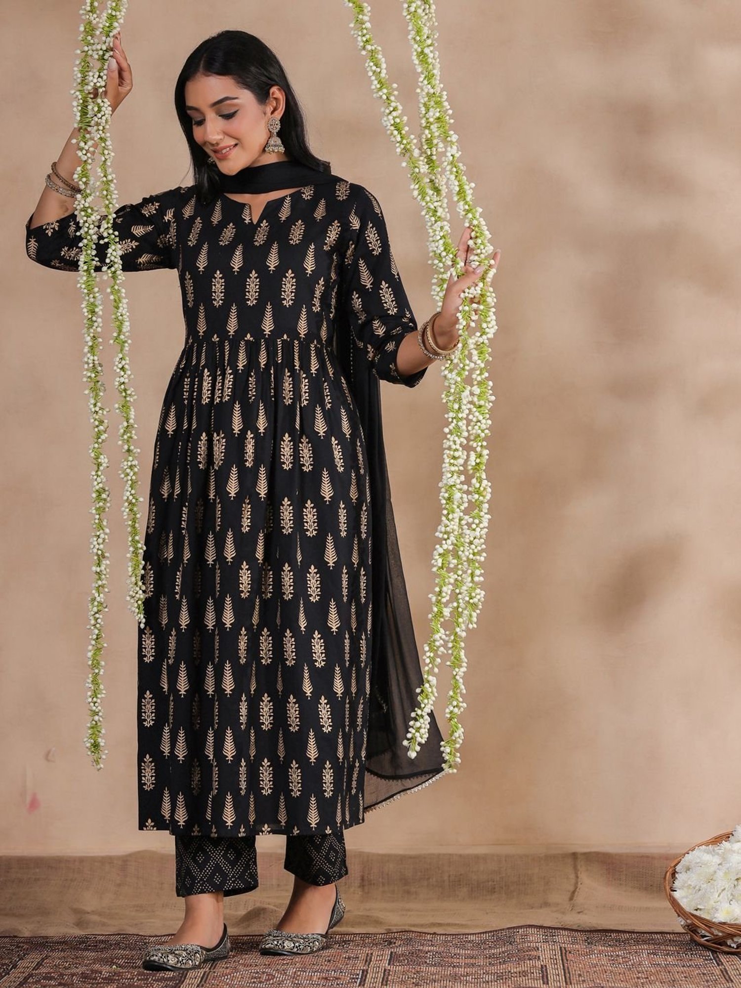 Anubhutee Black Cotton Printed Kurta Pant Set With Dupatta