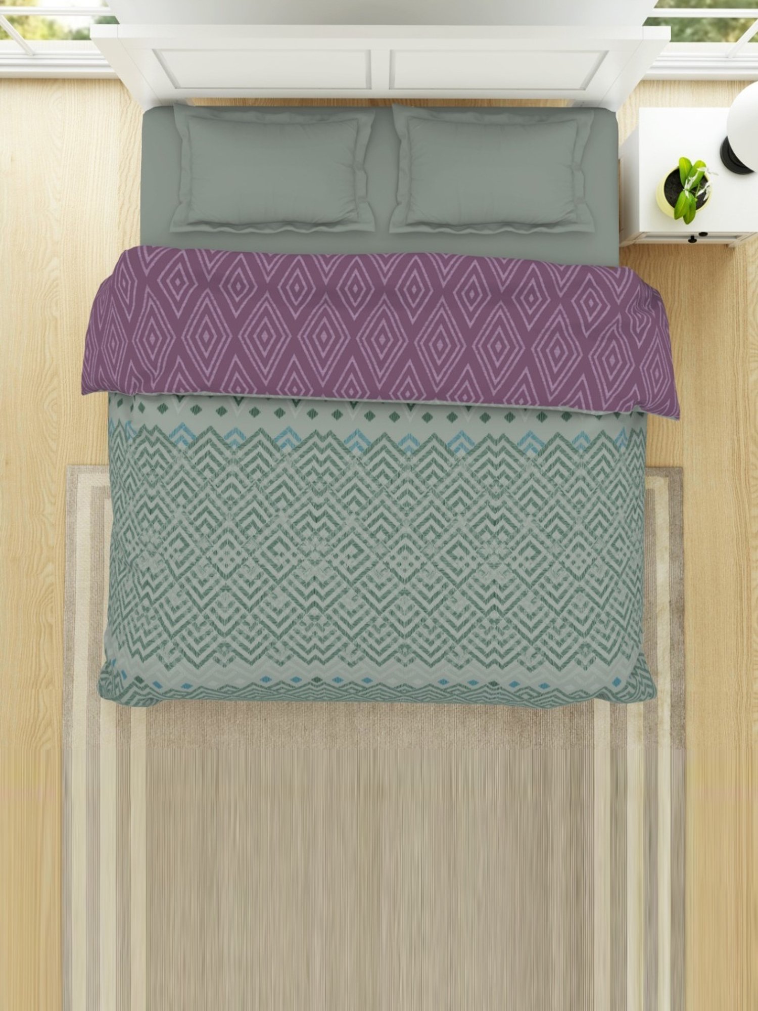 Spaces Geospace Geometric Teal & Purple 144 TC Cotton Double Bed Quilt