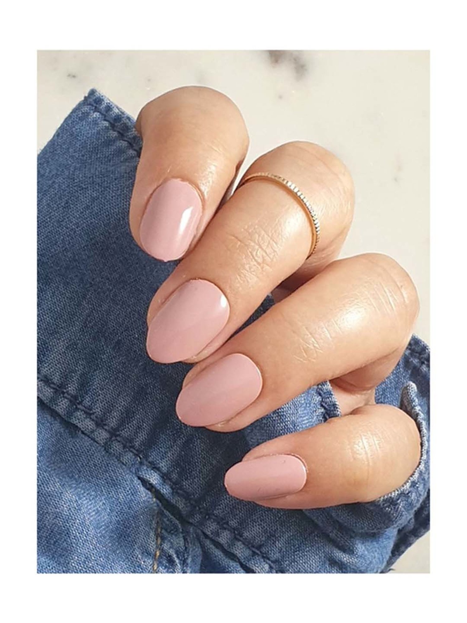 Ellement Co. Vegan Nail Lacquer Desk To Dinner - 10 ml