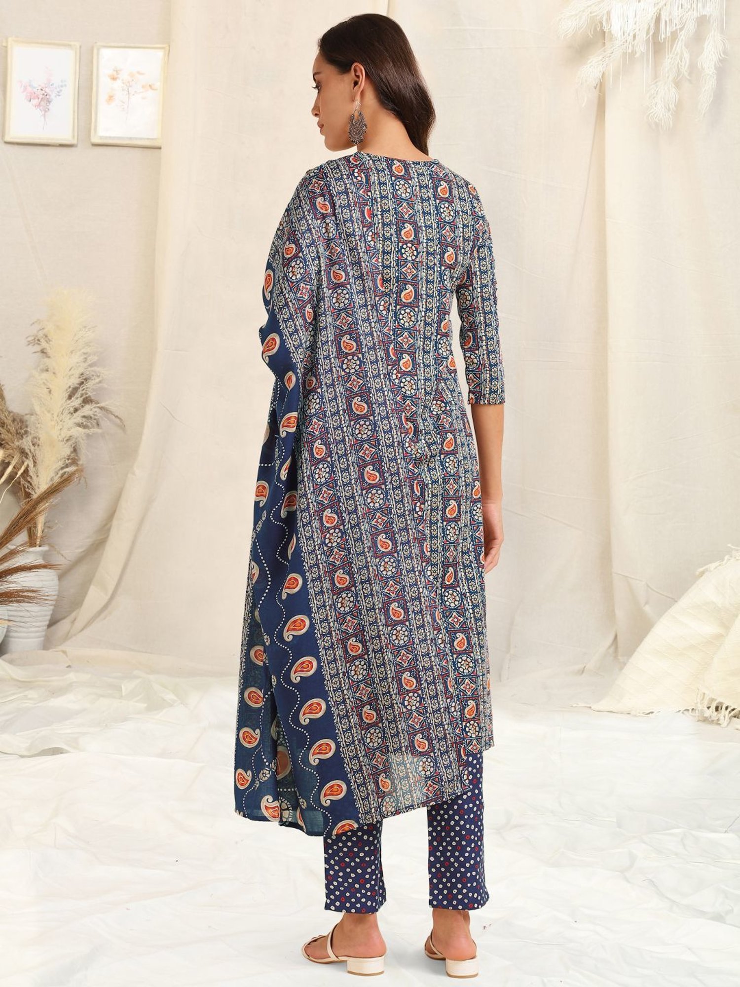 MIRCHI FASHION Blue Cotton Embroidered Kurta Pant Set With Dupatta