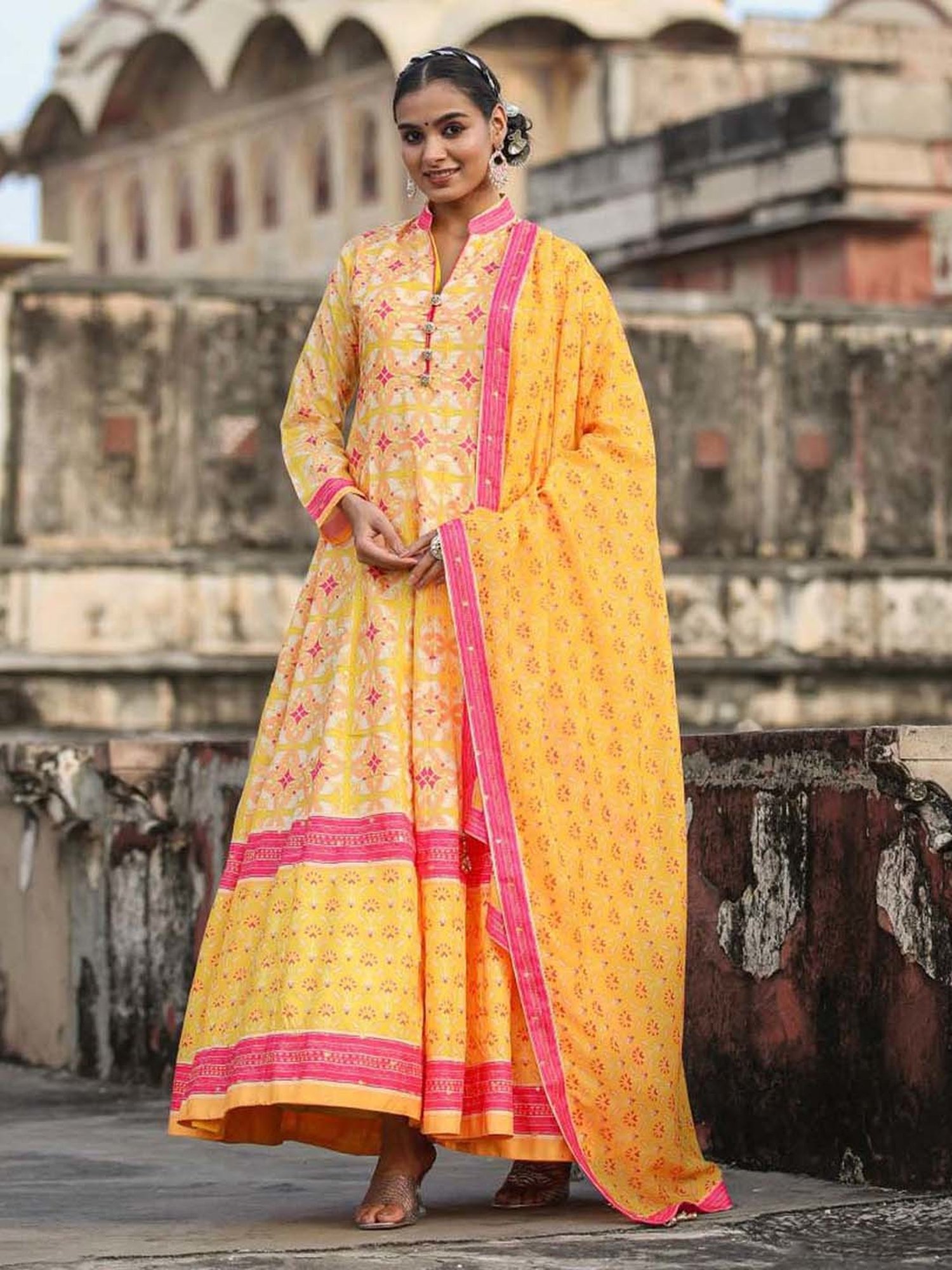 Saffron Threads Black Cotton Floral Print Ethnic Dress