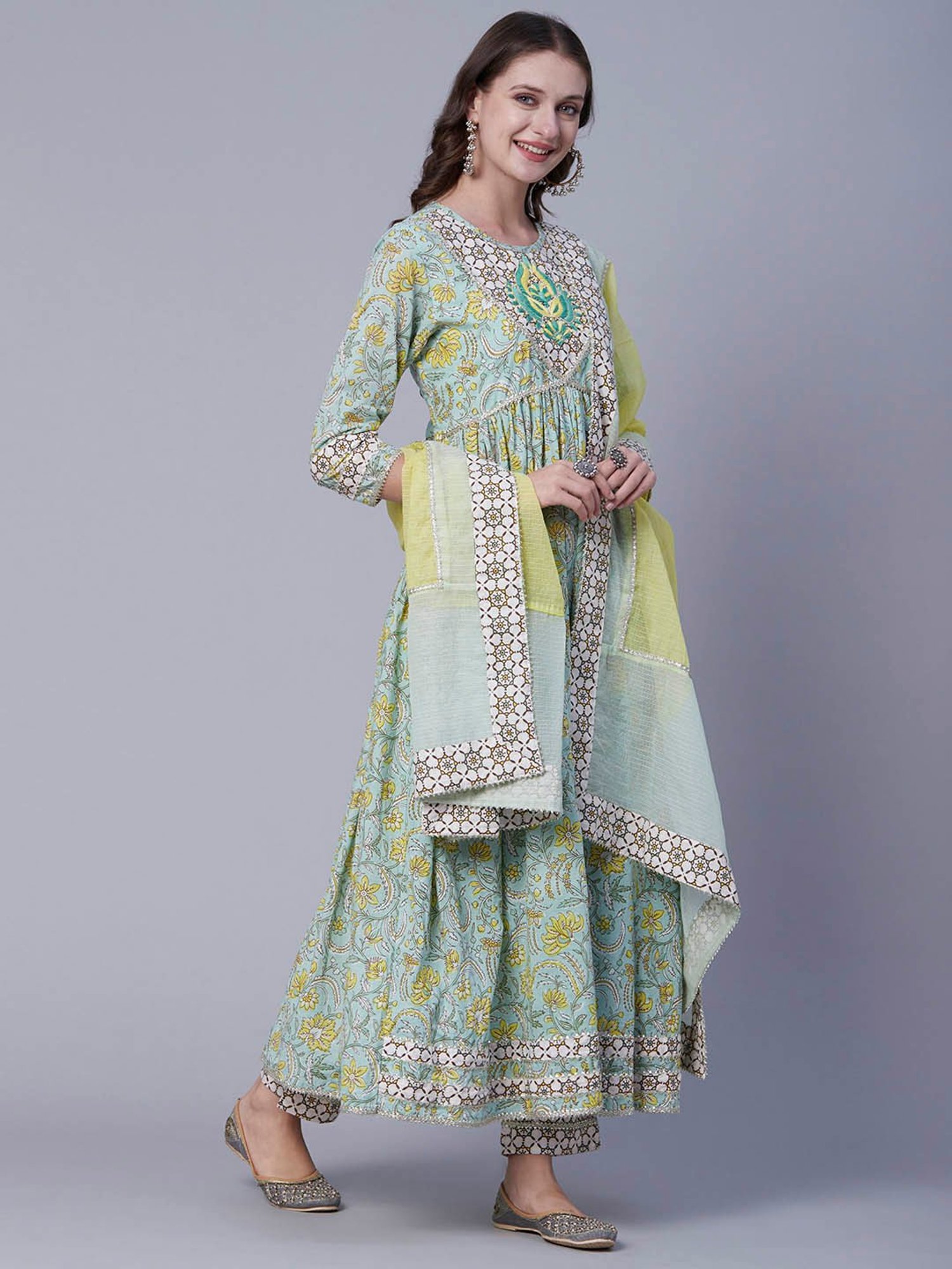 Fashor Pastel Green Cotton Floral Kurta With Pants & Dupatta
