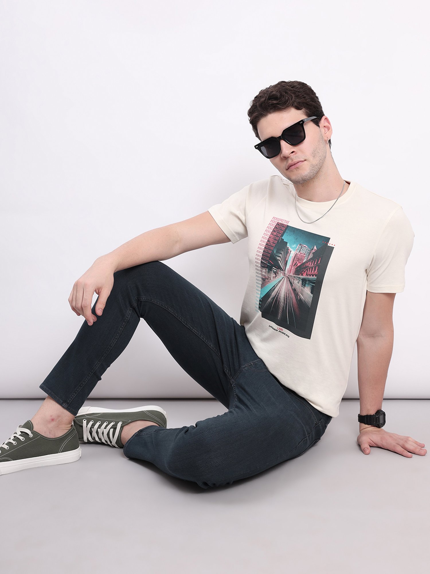 Lee Light Beige Regular Fit Graphic Print Cotton Crew T-Shirt